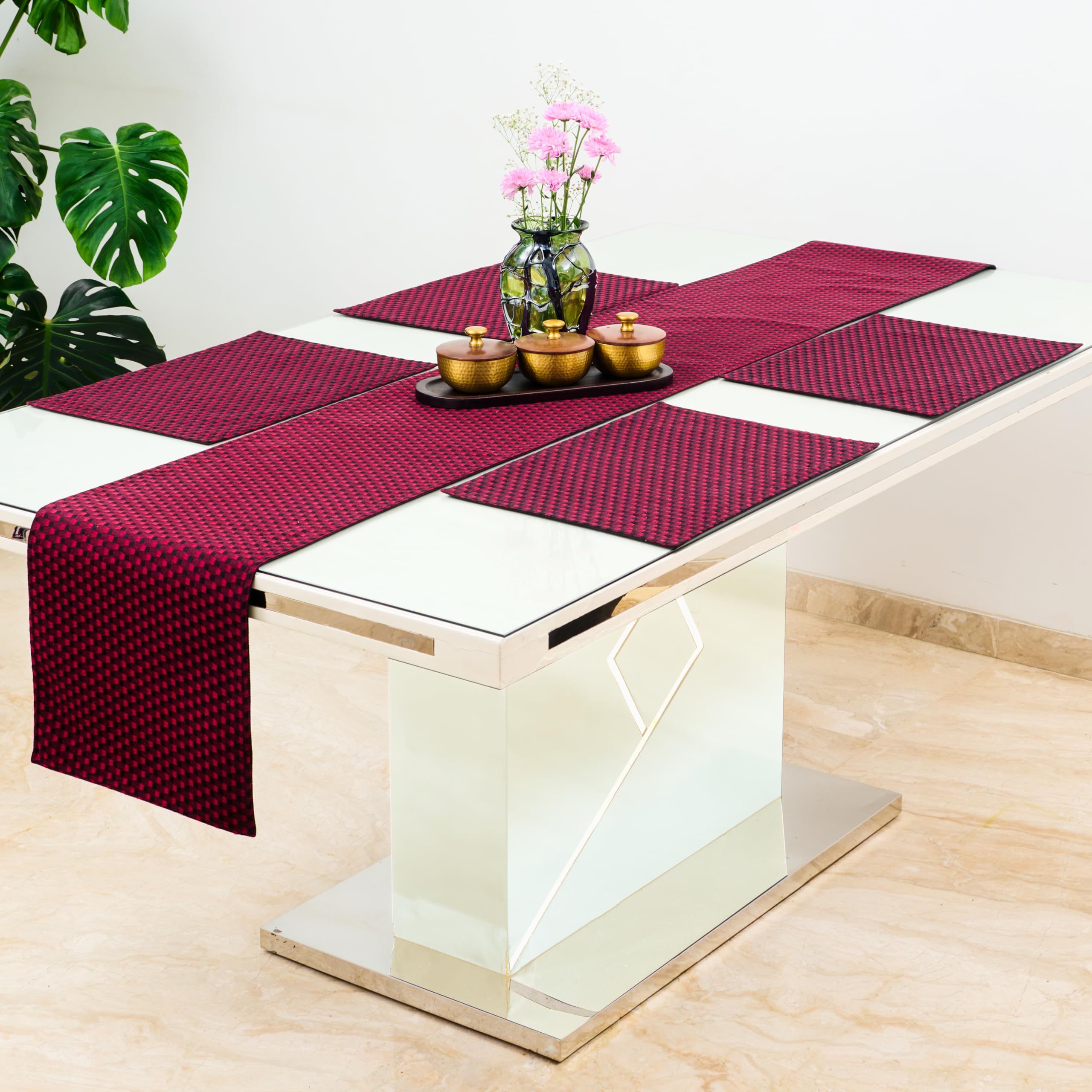 RUSTIQUE LINENS : Textured Check 100% Cotton Table Runner - Water and Stain Repellent - Vibrant Colors That Last, for Any Table - Available in 4 Colors - Brick RED (230 CM X 33 CM)
