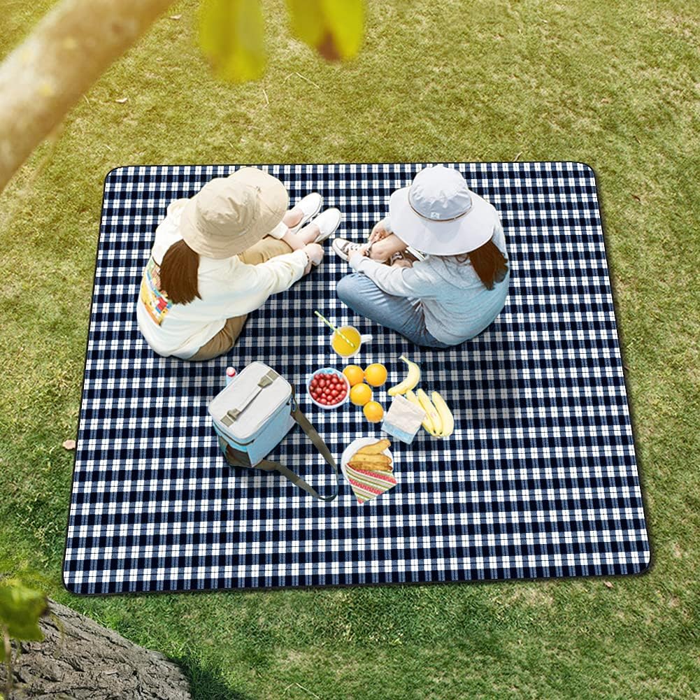 AerWo Extra Large Outdoor Picnic Blankets, Waterproof Foldable Picnic Blanket with Carrying Bags, 3 Layers Material Picnic Mat Perfect for Kids Family Friends, Beach Travel Camping Hiking, 80"x80" : Patio, Lawn & Garden