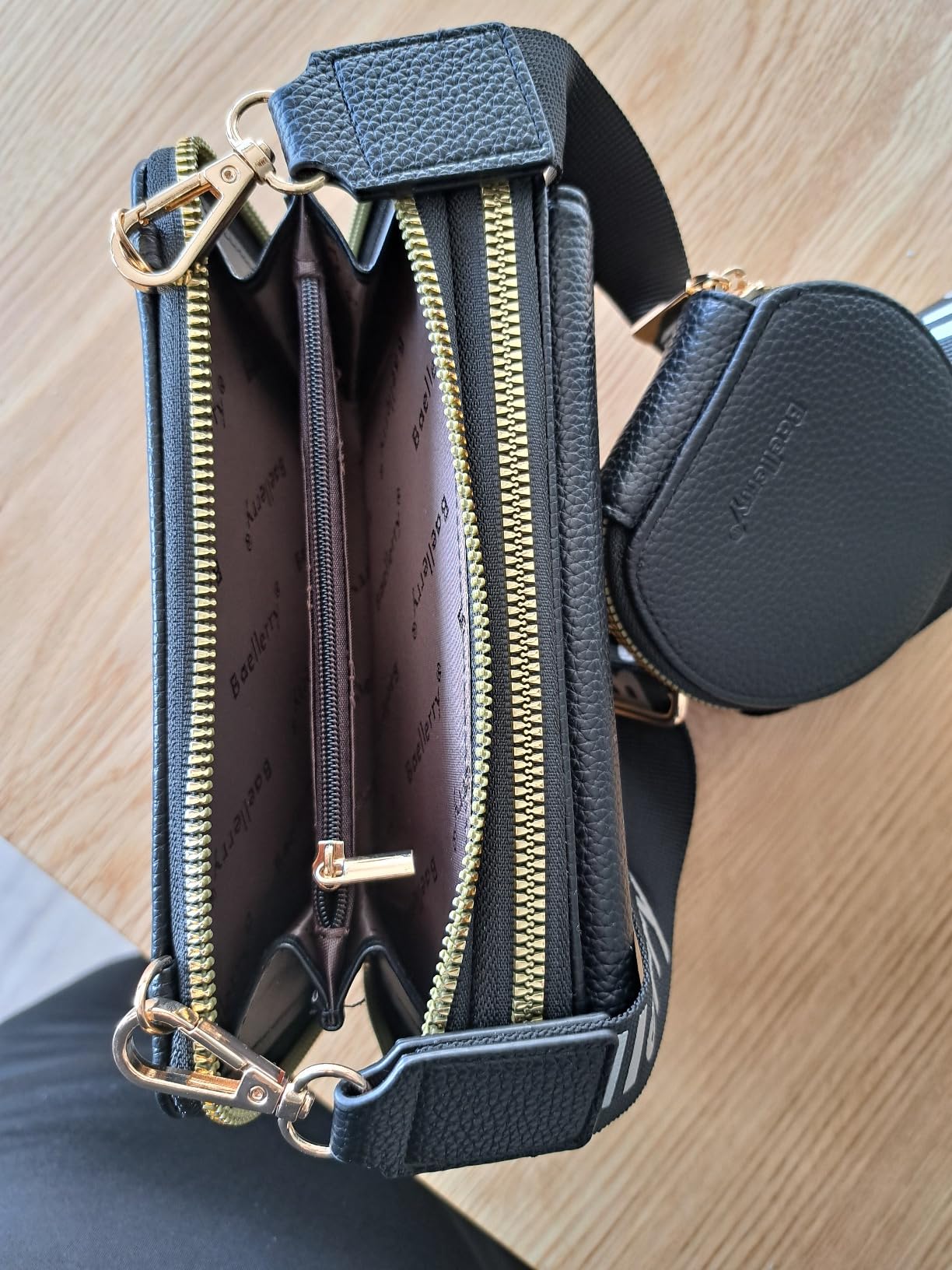 Kleine Umhängetasche Damen - Kompakte Handytasche Mit Verstellbarem Gurt