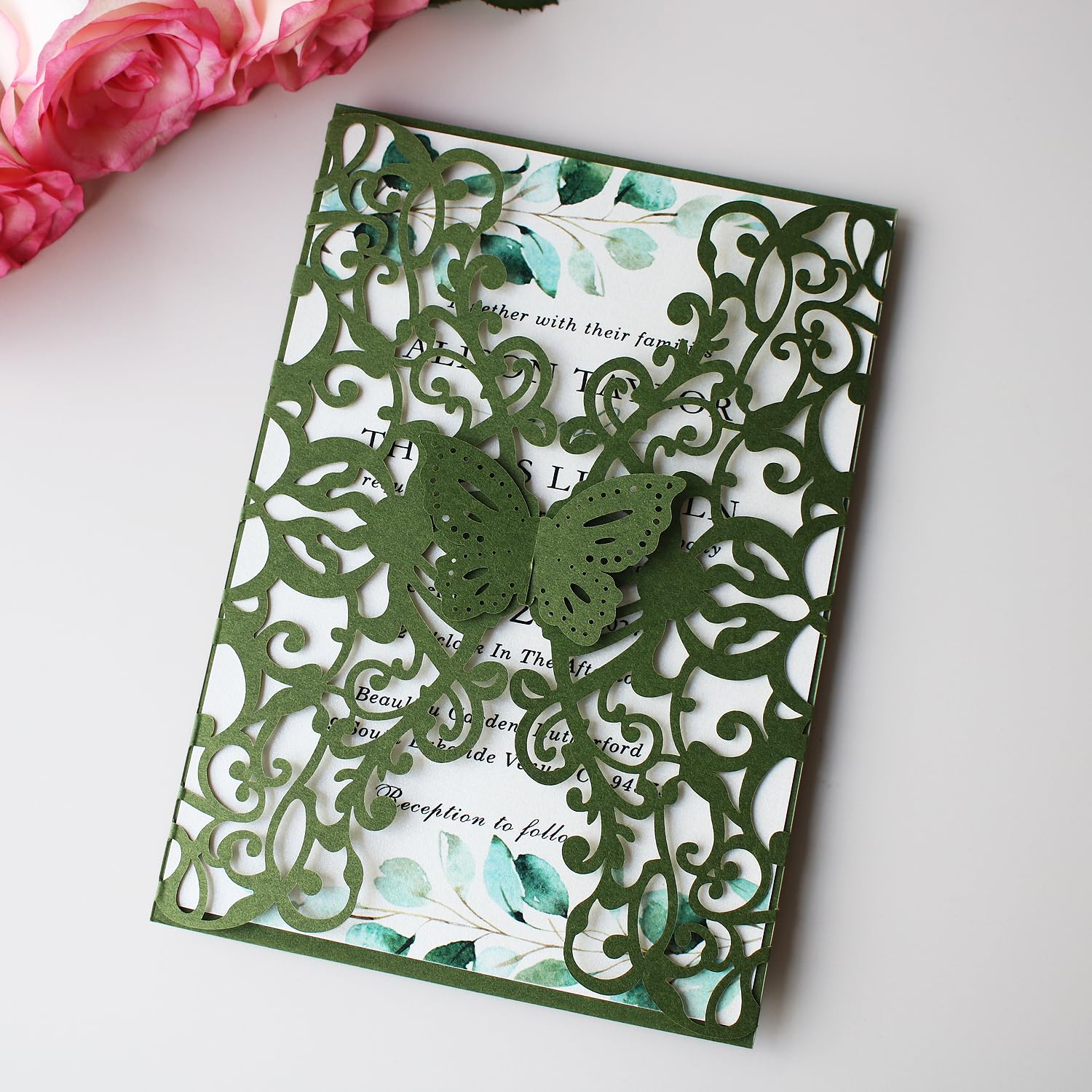 Quinceanera Einladungs-Set, olivgrün, lasergeschnitten, 13 x 18 cm, hohl, Blumen- und Schmetterlingseinladungen für Hochzeit, Quincenera 15 Anos Einladung (blanko), 50 Stück
