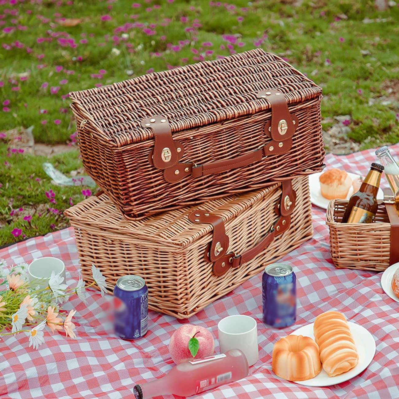 Wiklinowy kosz piknikowy z przyborami i sztućcami, zestaw upominkowy Willow Hamper dla 2 osób, ręcznie tkany do przechowywania na zewnątrz Walentynki, urodziny(B)