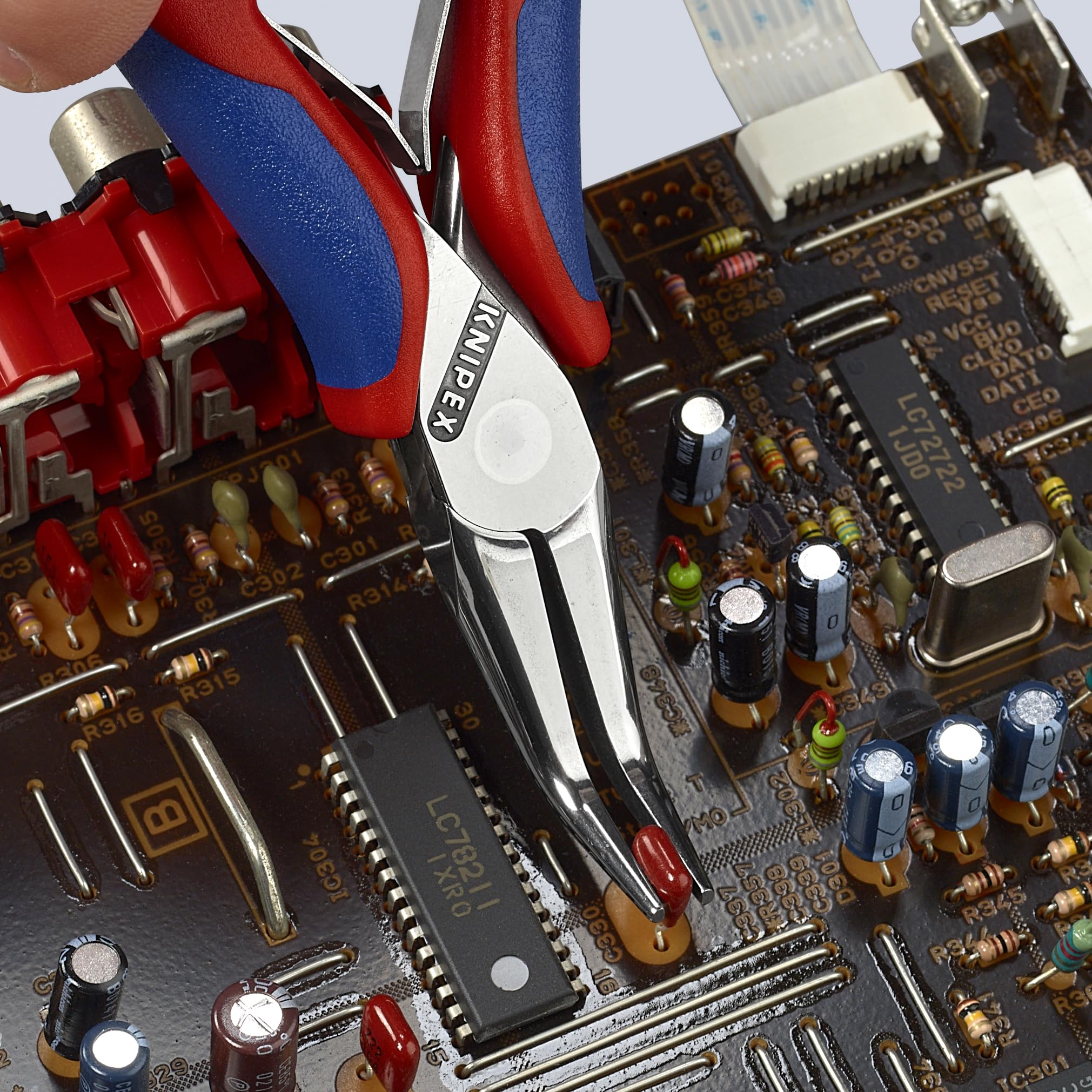 KNIPEX Werkzeuge - Elektronikzange, halbrunde Spitzen, 45 Grad abgewinkelt, Mehrkomponenten (3582145), 5,75