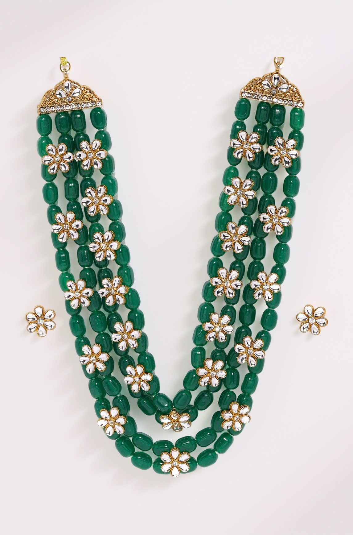 Green Beads & Floral Kundan Necklace Set For Women-ZPFK9098