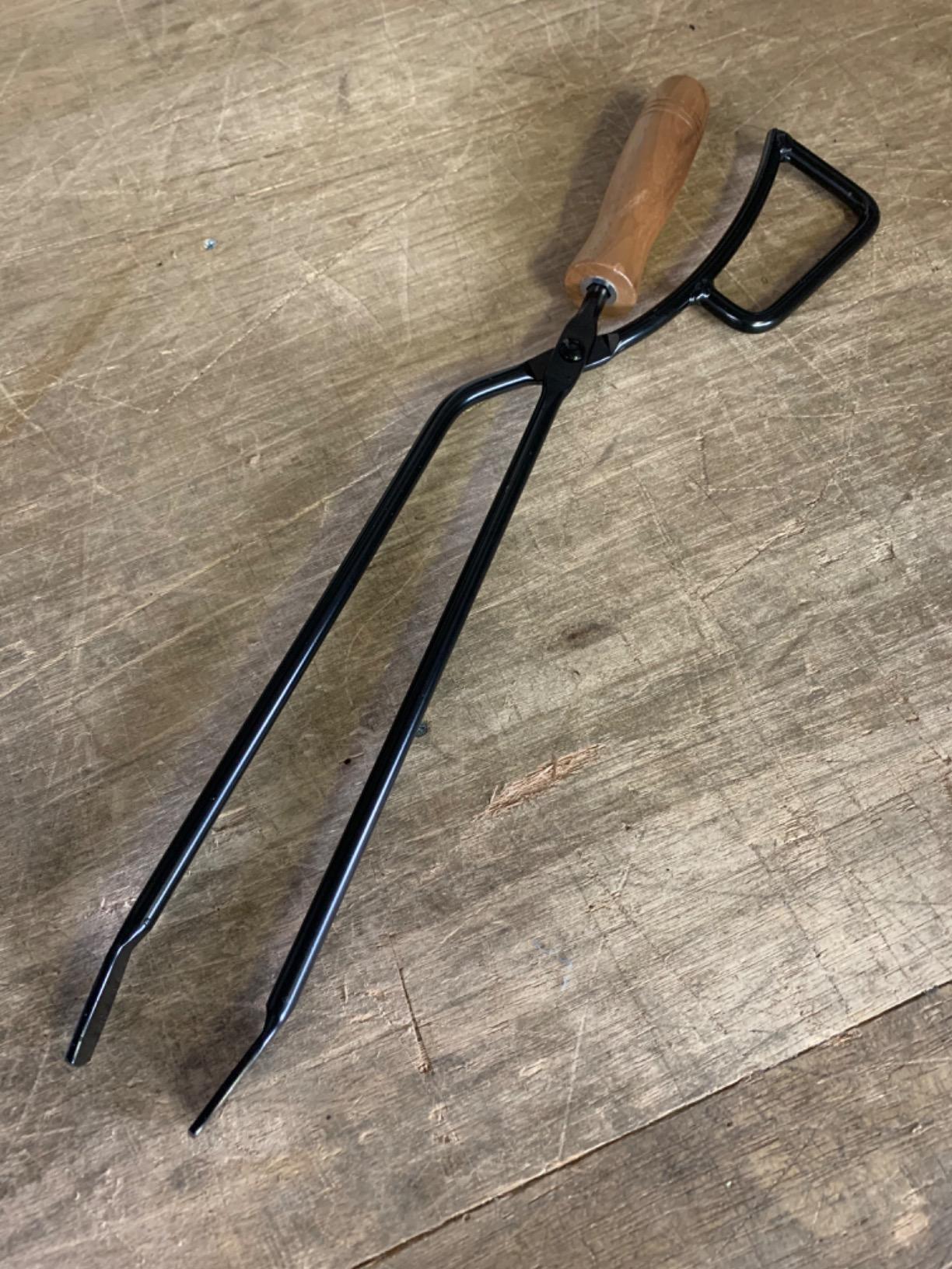 Amazon TEOGONIA/テオゴニア Fireplace Tongs/ファイヤープレーストング【63495】バーベキュー 炭ばさみ 薪ばさみ ブラック テオゴニア BBQトング