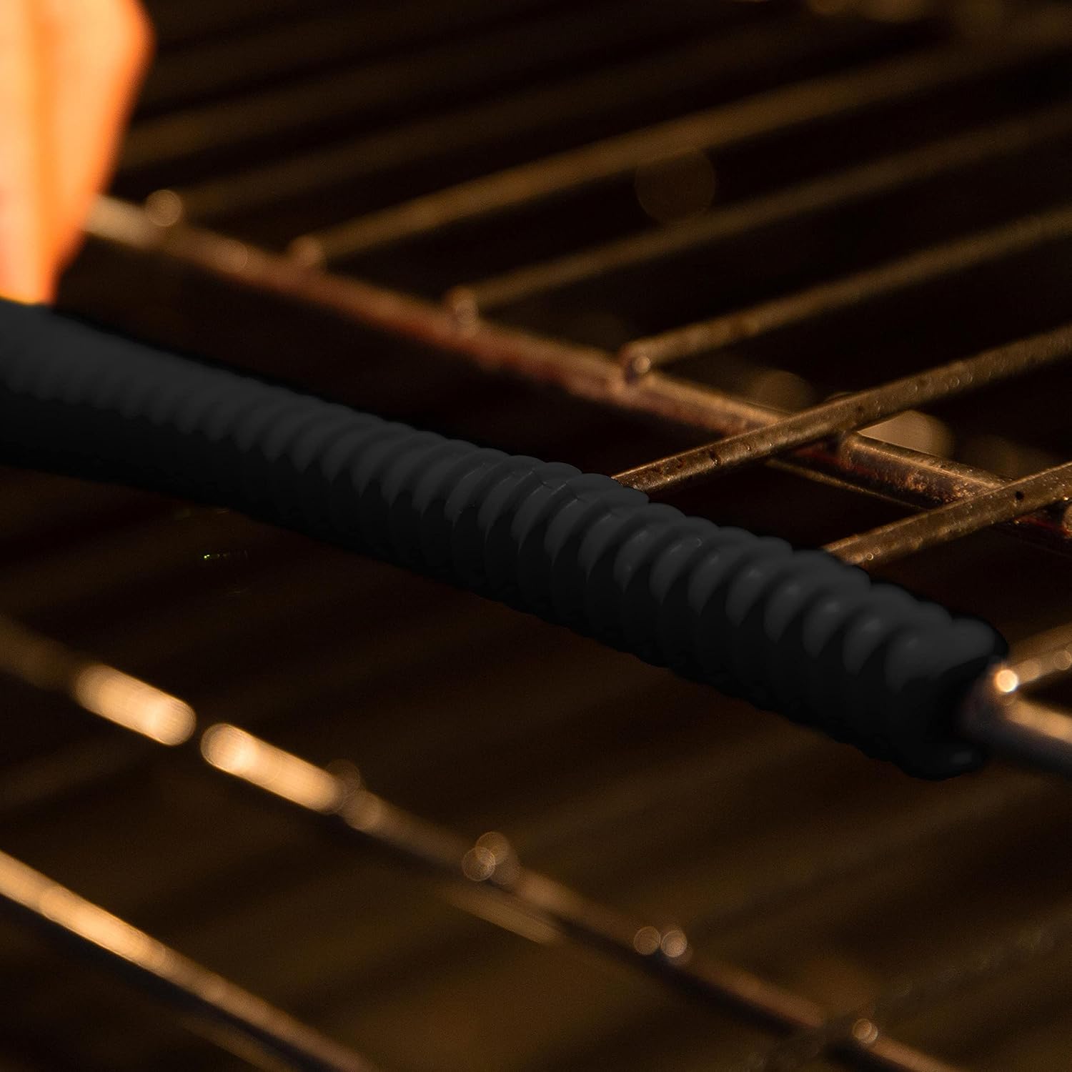 Laminas Oven Rack Protectors, 3 Pack Silicone Oven Shelf Rack Guard Shield, 100% Certified BPA-Free, Heat Resistant, Protect Against Burns and Scars, Dishwasher Safe, 14 Inch (Black Set)