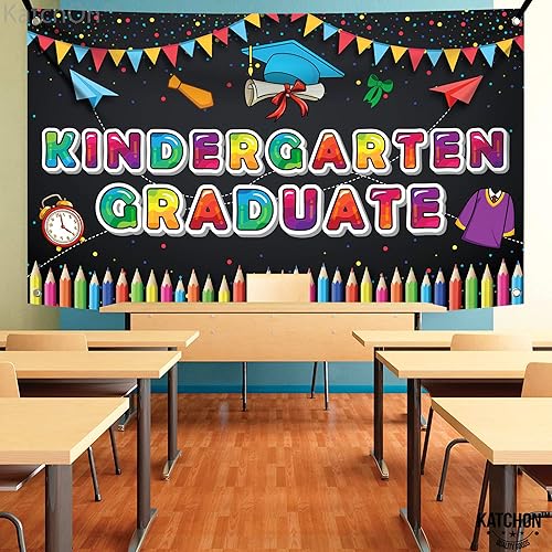 Miniatura 3 de KatchOn, Fondo grande de graduación de jardín de infantes, 72 x 44 pulgadas, pancarta de graduación de jardín de infantes para decoraciones de