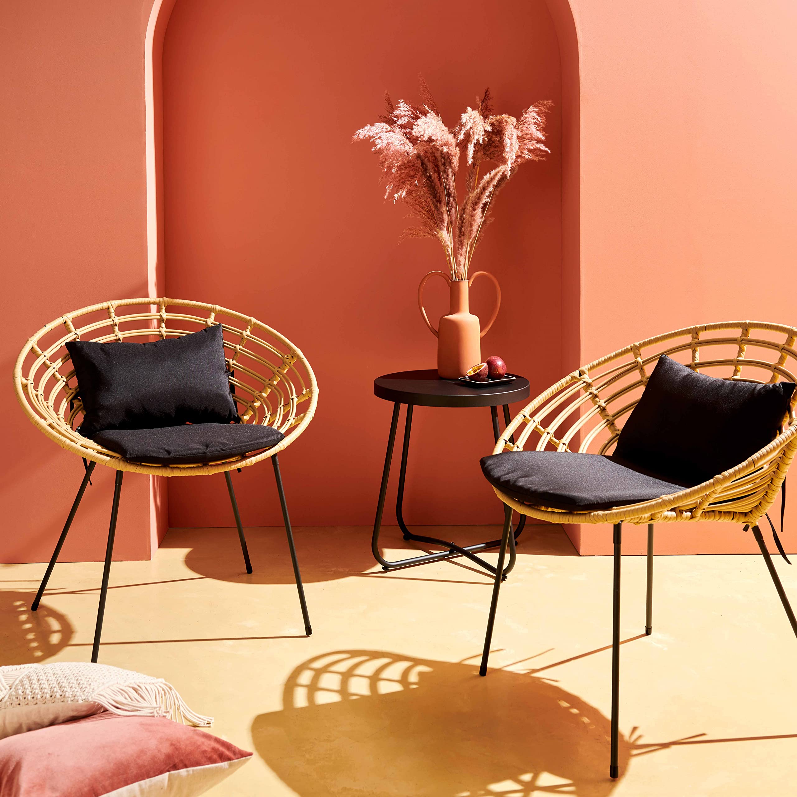 Oviala Lot de 2 fauteuils de Jardin Rond en résine tressée