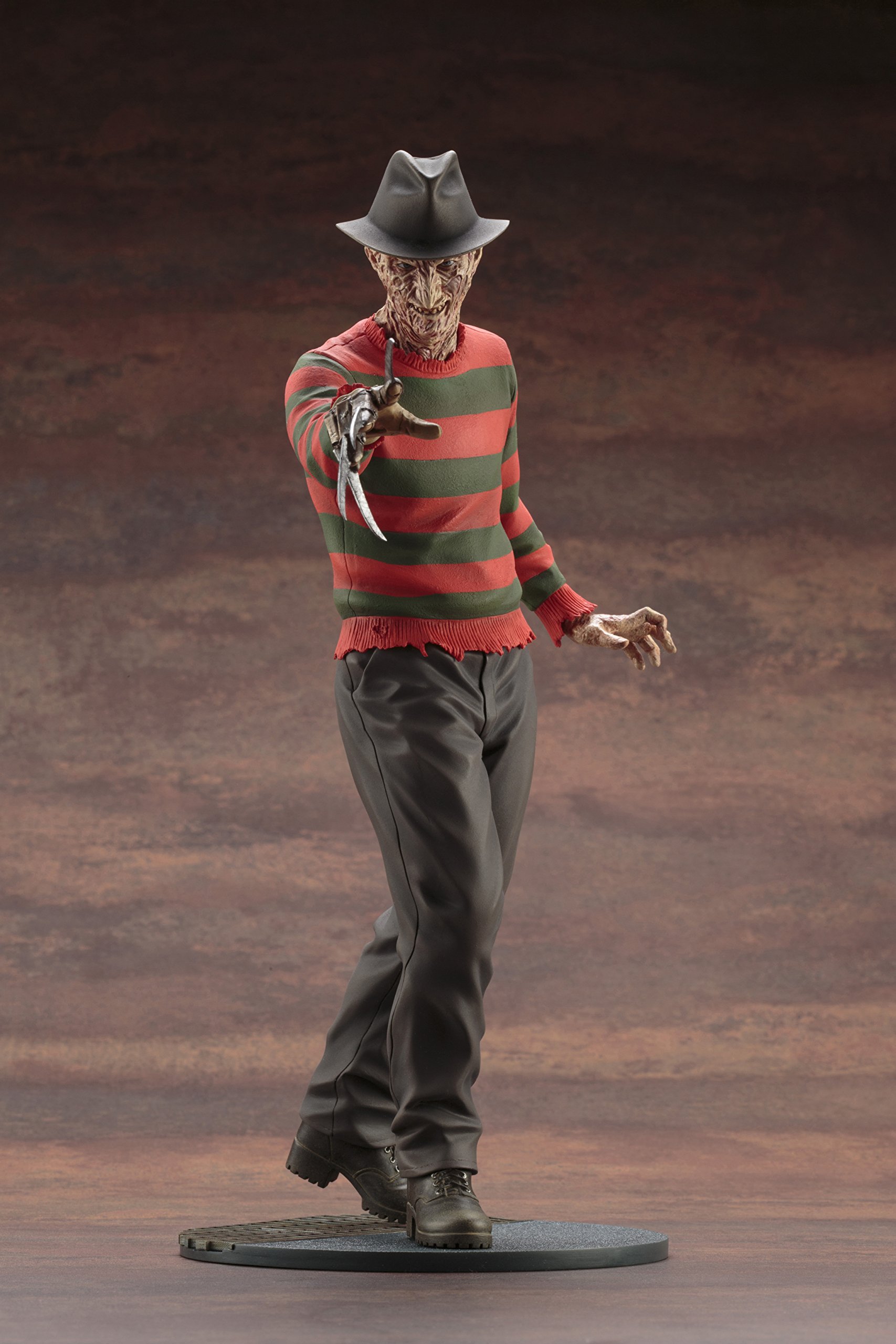 Amazon.com: Kotobukiya A Nightmare On Elm Street 4: The Dream