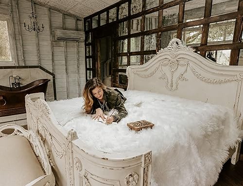 Fur Accents Manta o colcha de piel sintética de color blanco con forro suave de Minky, edredón, hecho a mano a pedido de Estados Unidos (tamaño