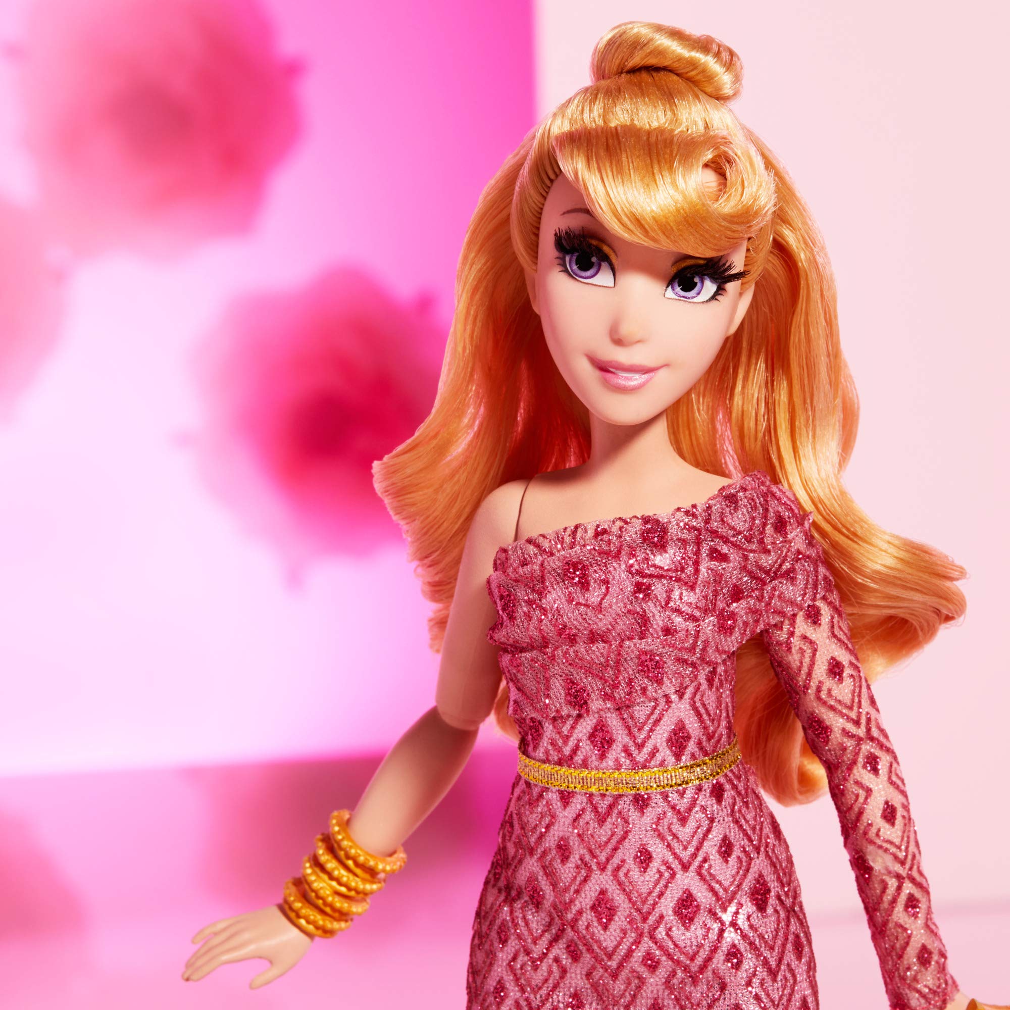Disney Prinzessin Style Serie, Aurora Modepuppe, modernes Abendkleid mit Ohrringen, Handtasche und Schuhen, für Mädchen ab 6 Jahren