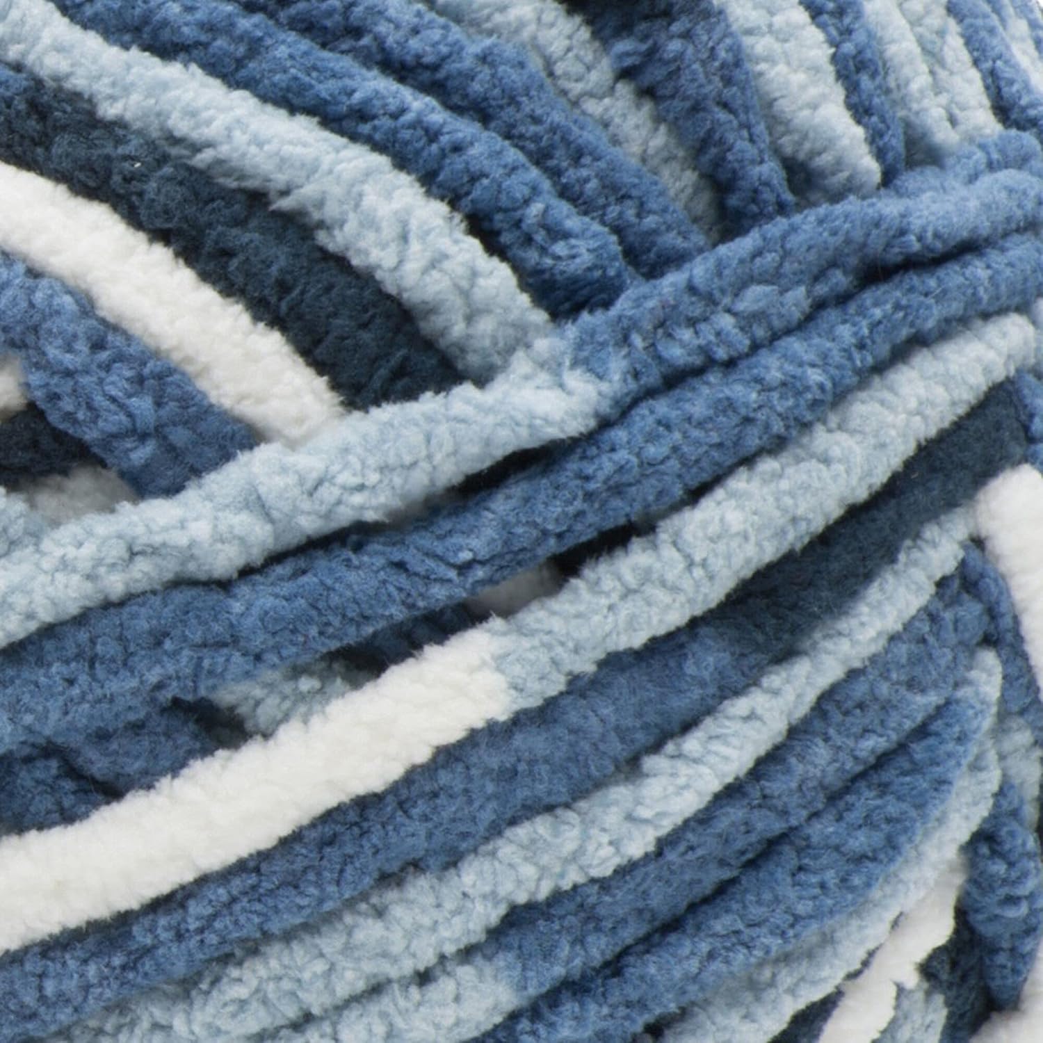 Bernat Yarn Blanket, Faded Blues, 2x300g - Image 4