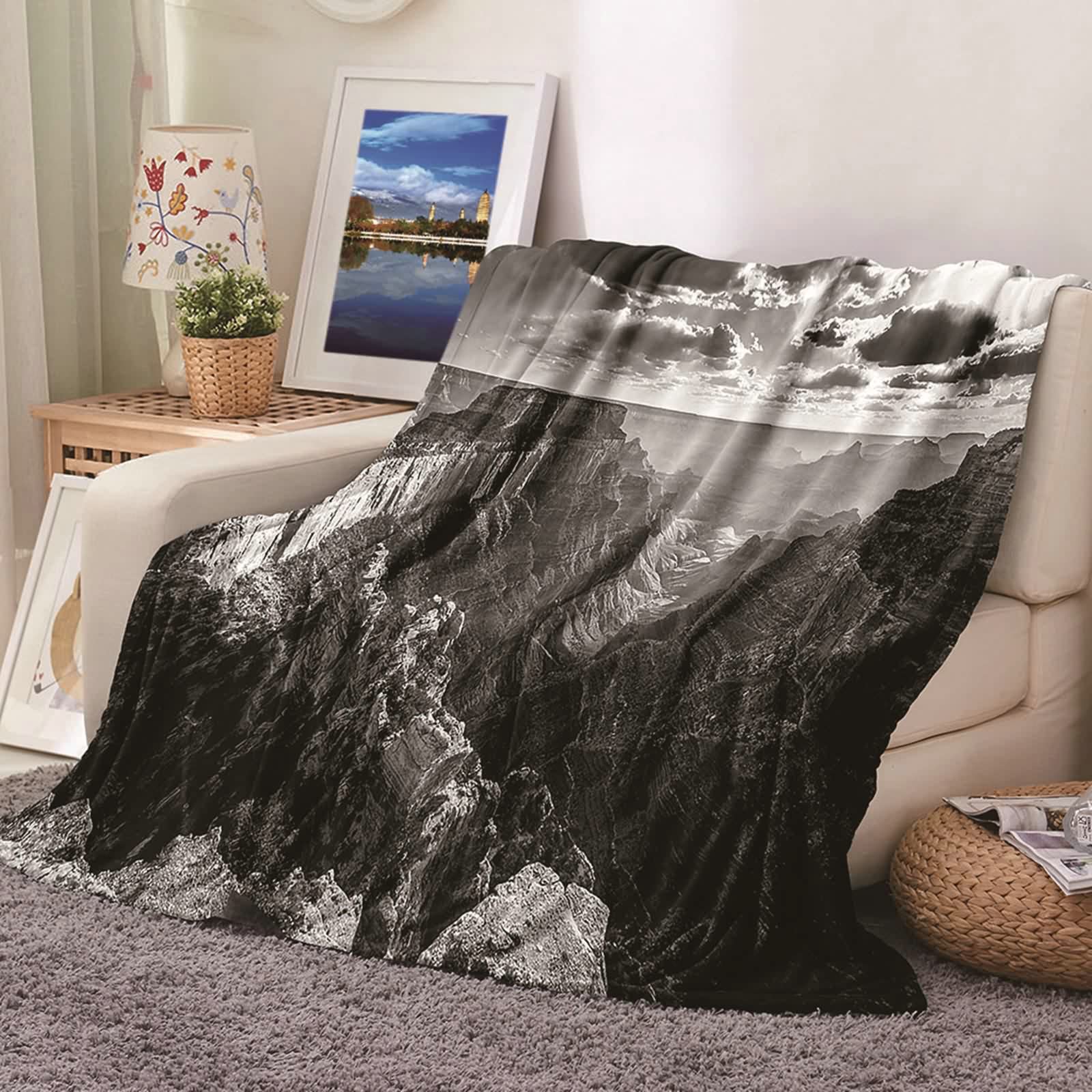 Aeici Couverture Polaire, Couverture Enfant Polaire Couverture 180x200 cm Le Nuage du Lever du Soleil avec de Nombreuses Montagnes Couverture de Canapé Cadeau pour Adultes et Enfants