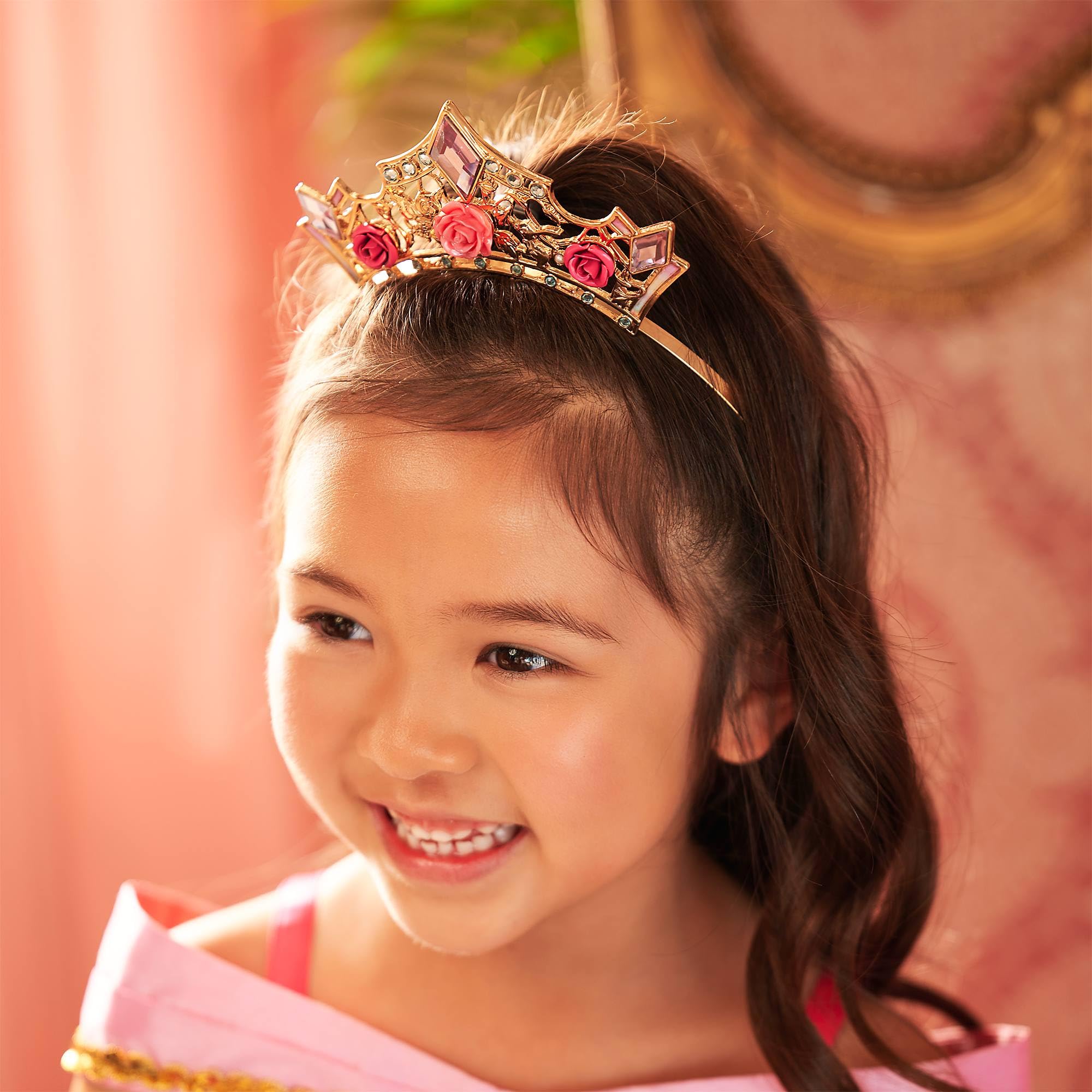 Disney Store Official Tiara Bimbi Aurora, La Bella Addormentata nel Bosco, Accessorio per Costume con Finitura Dorata, Rose Rosa e Strass