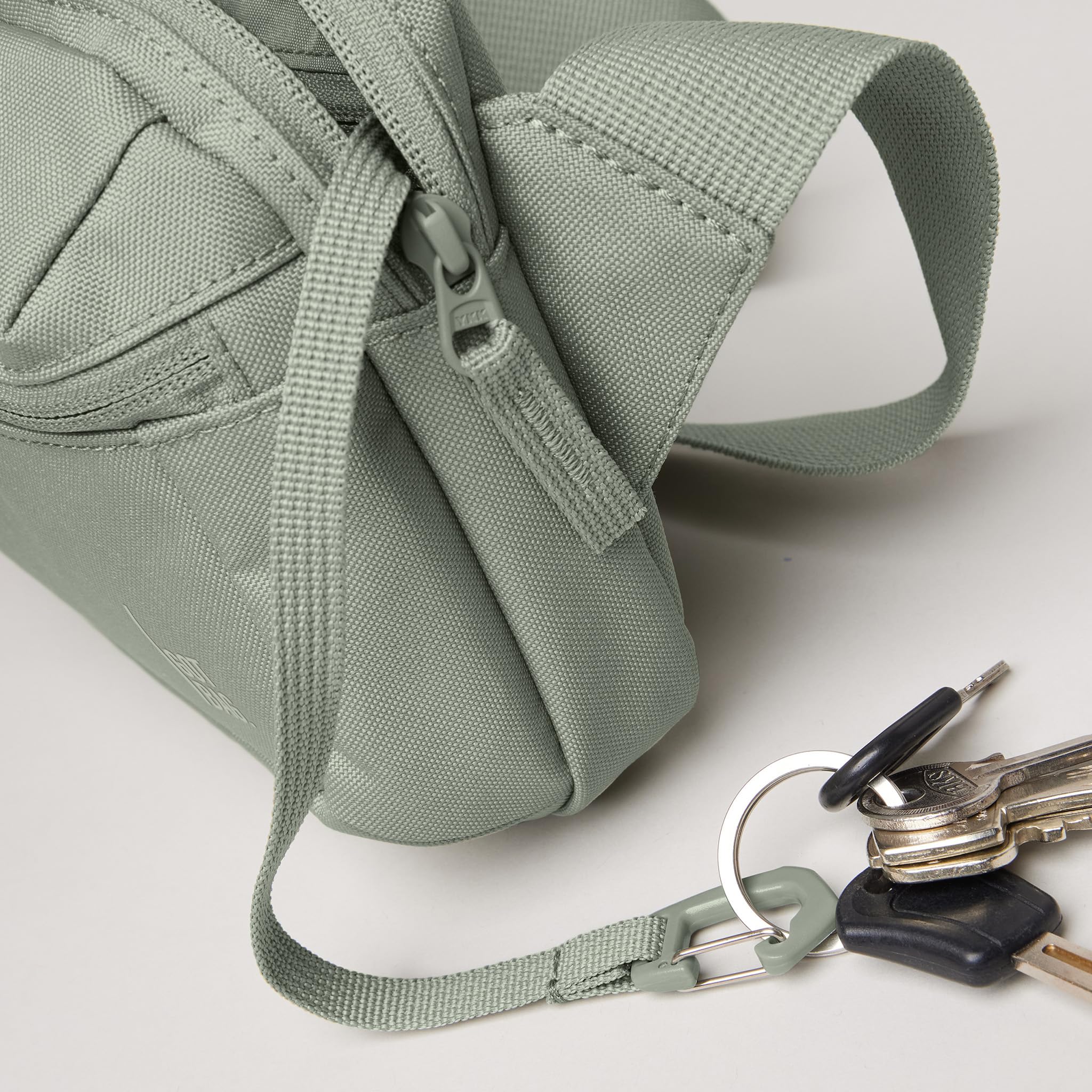 GOT BAG Sling Bag | Bolso Bandolera Compacto |Riñonera Cruzada Repelente al Agua de Plástico Reciclado