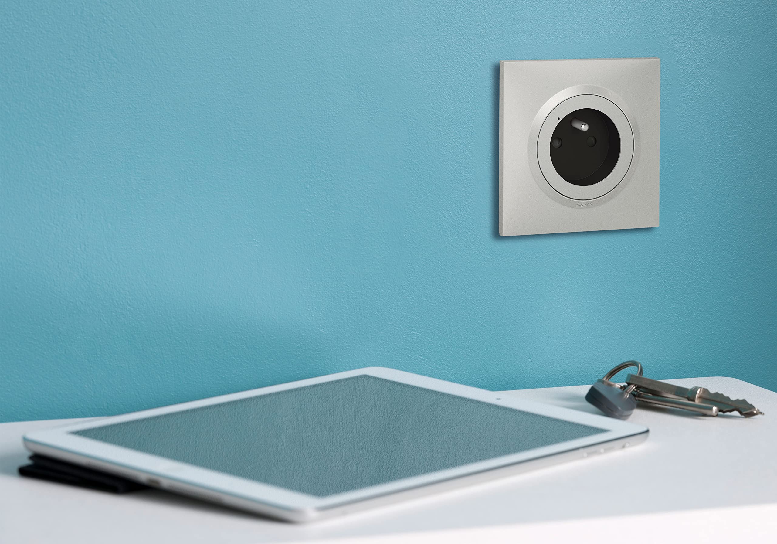 Legrand - Rallonge multiprise rotative avec 4 prises de courant Surface , interrupteur et parafoudre - blanc et gris foncé