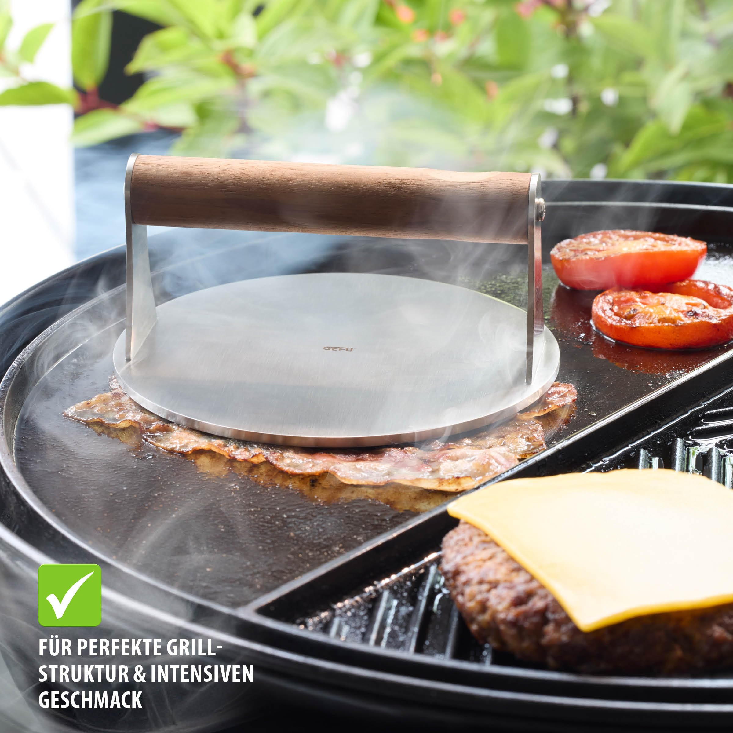 GEFU Pressa per hamburger BBQ – Smasher in acciaio inox con manico in legno di noce, per hamburger, bacon, bistecche e patate smashed