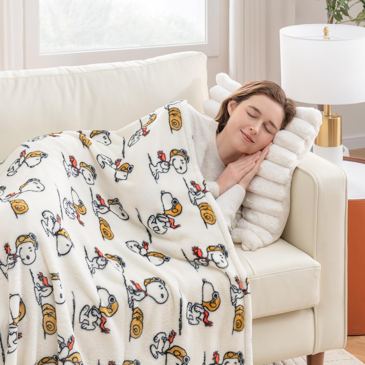 Berkshire Blanket Peanuts® VelvetLoft® Cute Character Snoopy Plush Throw Blanket,The Flying Ace,Throw 55 in x 70 in (Official Peanuts® Product) - Image 4