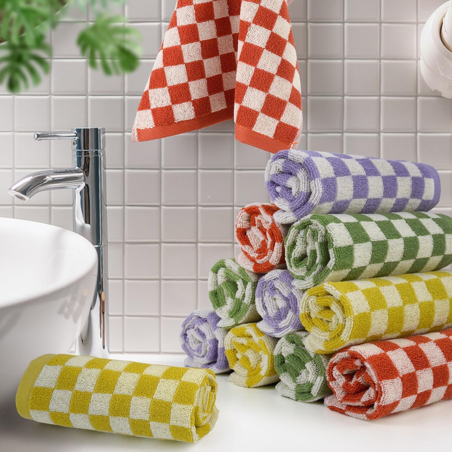 Lot de 12 Serviettes à carreaux pour la douche (33 x 33 cm), multiusage, serviettes douces et mignonnes, 4 couleurs