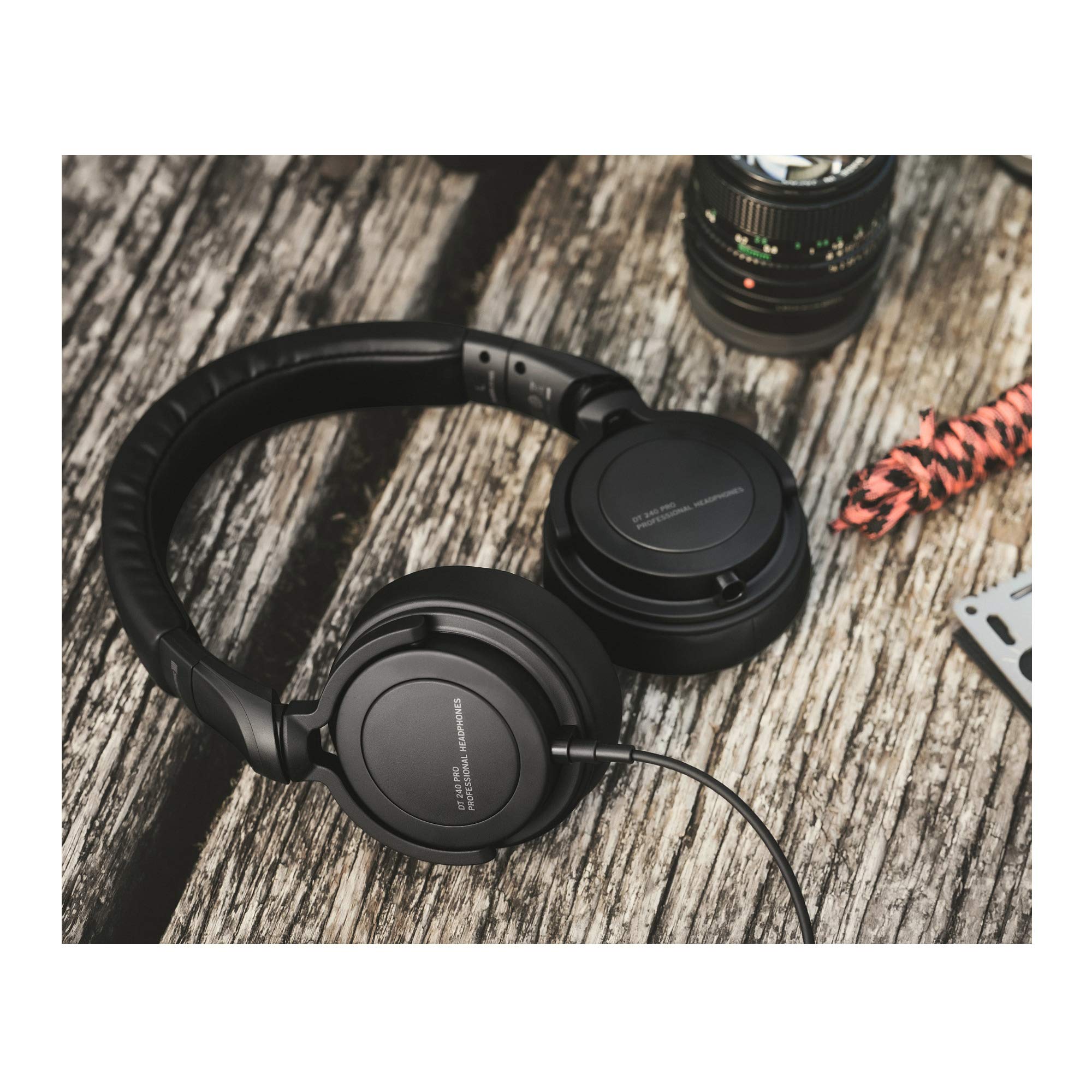 Beyerdynamic DT 240 PRO モニターヘッドフォン　希少！ Beyerdynamic DT 240 PRO モニターヘッドフォン 希少！