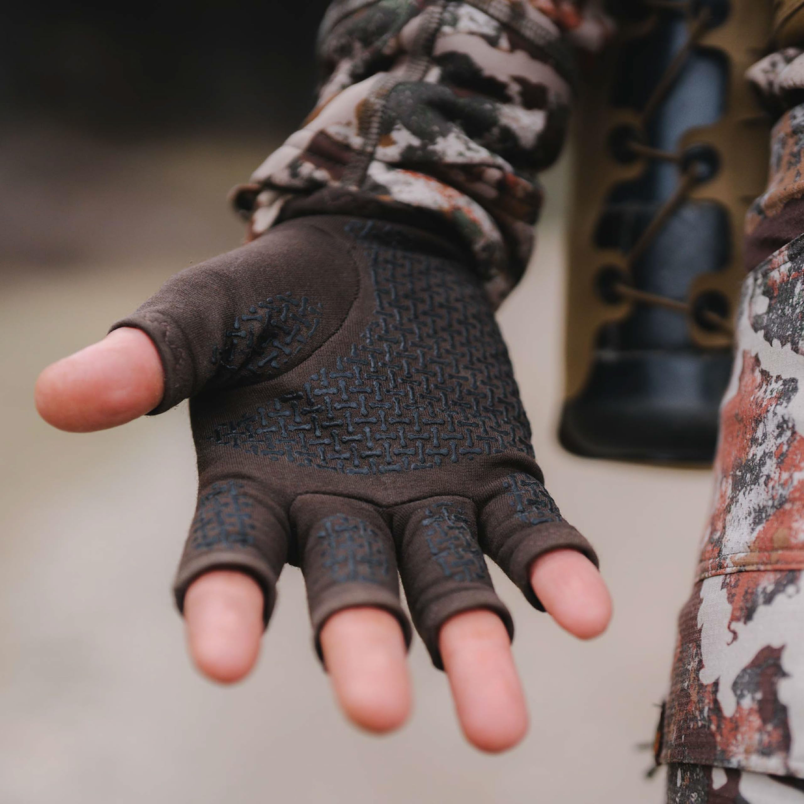 Amazon.com: First Lite Rugged Wool Half Finger Glove | Merino Wool