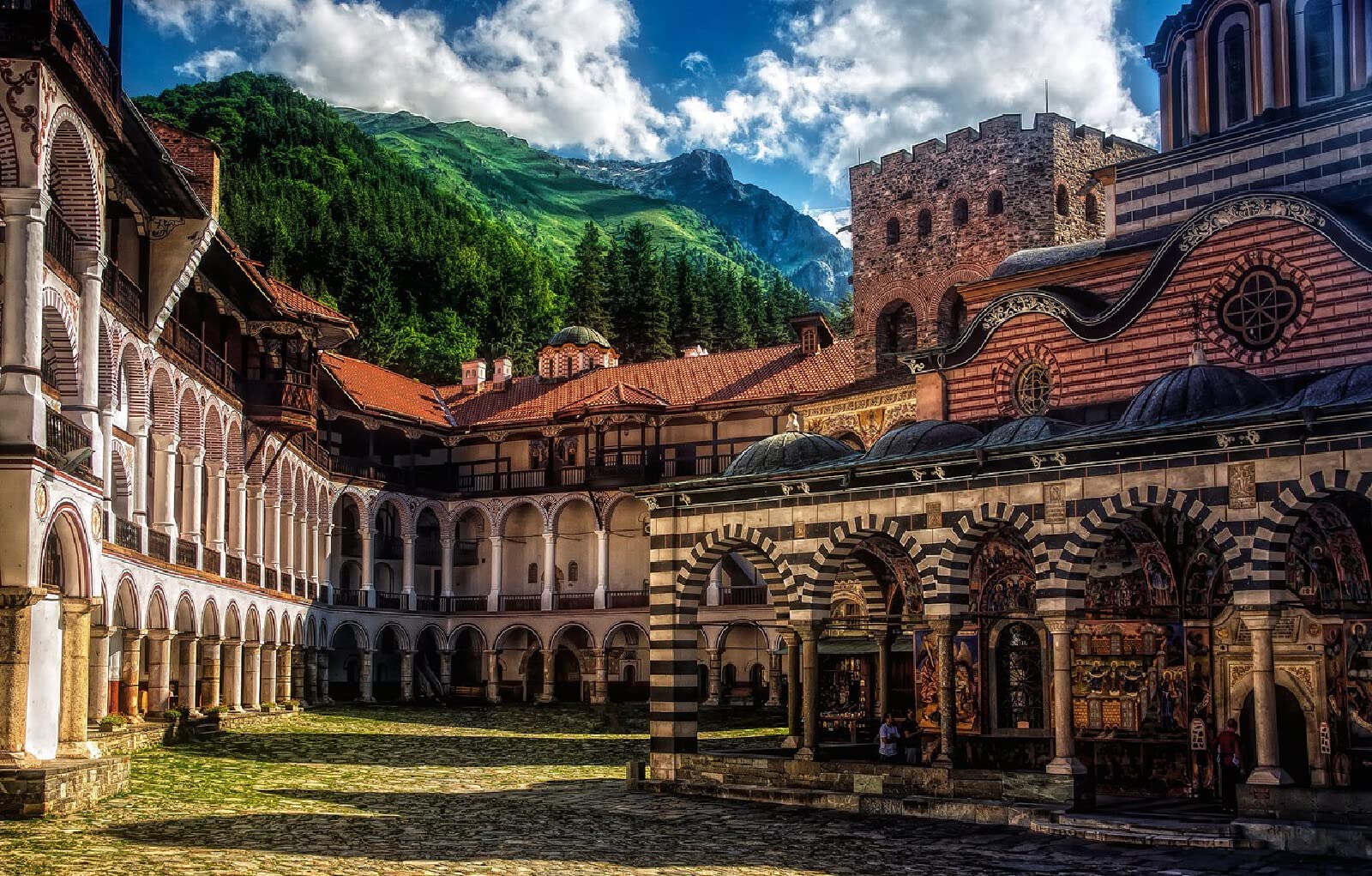 twarde puzzle dla dorosłych 1000 elementów Klasztor Riła, Góry Riła, Bułgaria 75x50cm