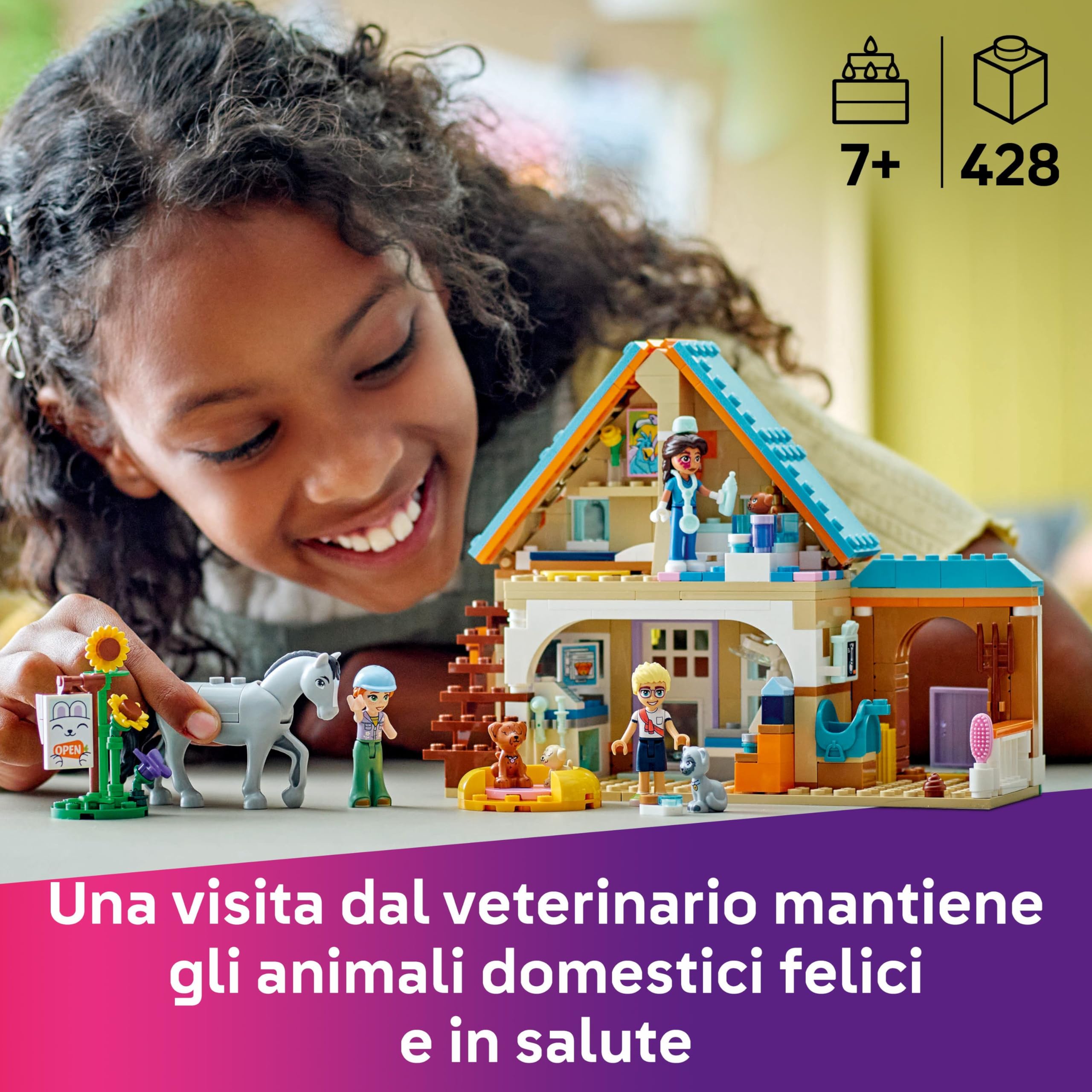 LEGO Friends Cavallo e Clinica Veterinaria Giocattolo per Animali Domestici - con Cavallo, Gatto, 3 Cani, 3 Mini Bamboline, Stalla e Accessori - Regalo di Compleanno per Bambine da 6 Anni - 42651