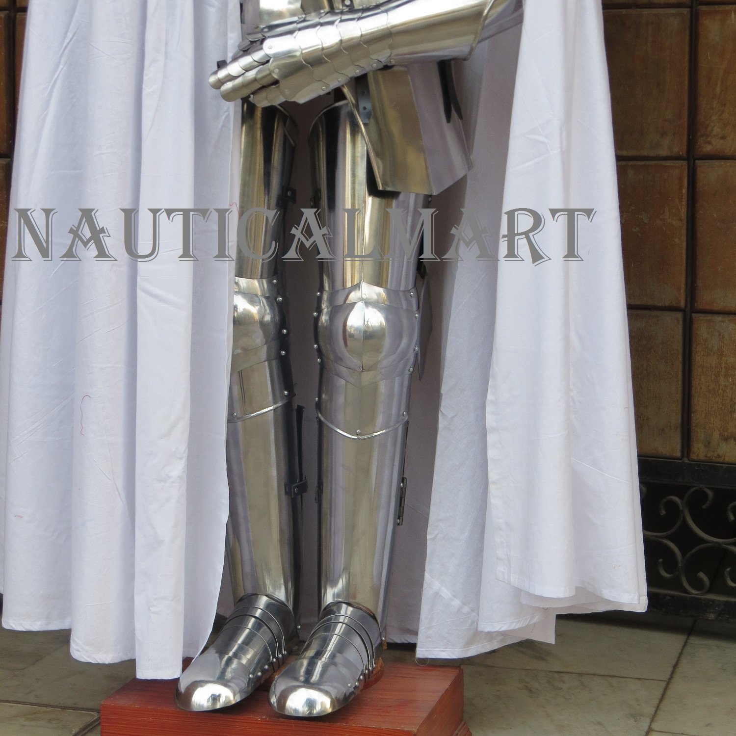NauticalMart LARP Medieval Armor Leg Guard Steel Adult Halloween Costume
