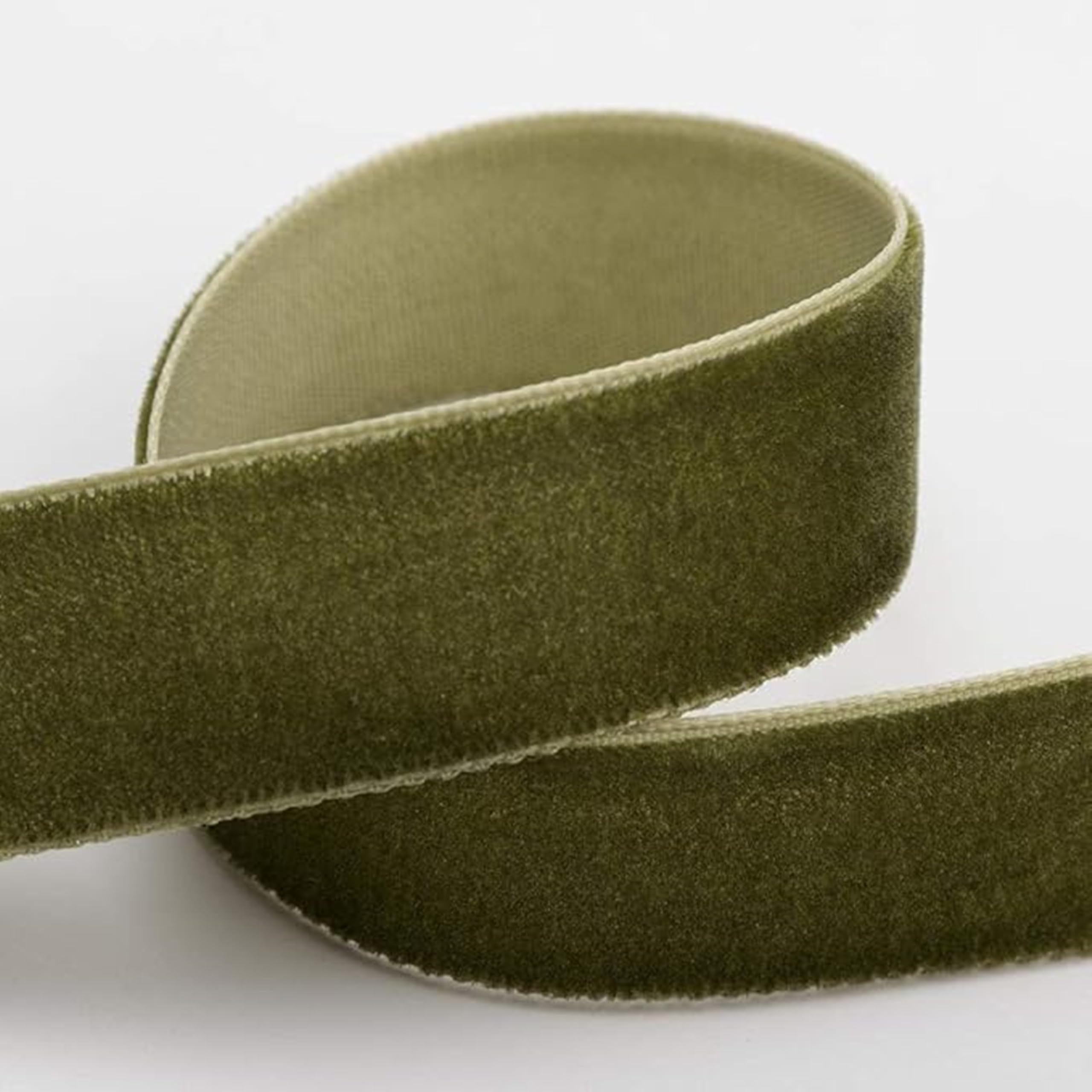 Italian Options Velvet Ribbon, Luxury, Single-Face Velvet Ribbon for Crafting, Christmas, Bows, Hair, Cakes, Weddings, Ornaments, Gift Wrapping, Flowers, 25mm x 10 Metre Roll, Moss Green
