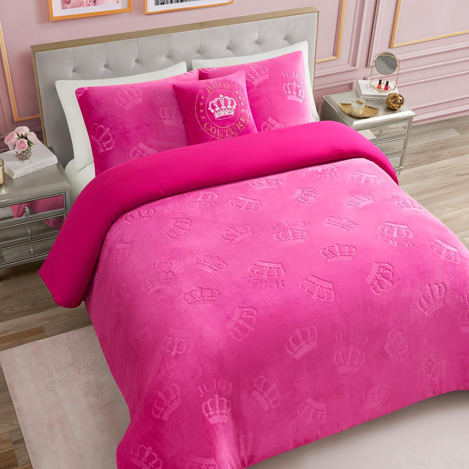 Juicy Couture Plush Reversible Embossed Crown 4-Piece Full/Queen Comforter Set with Decorative Pillow, Hot Pink - Image 5