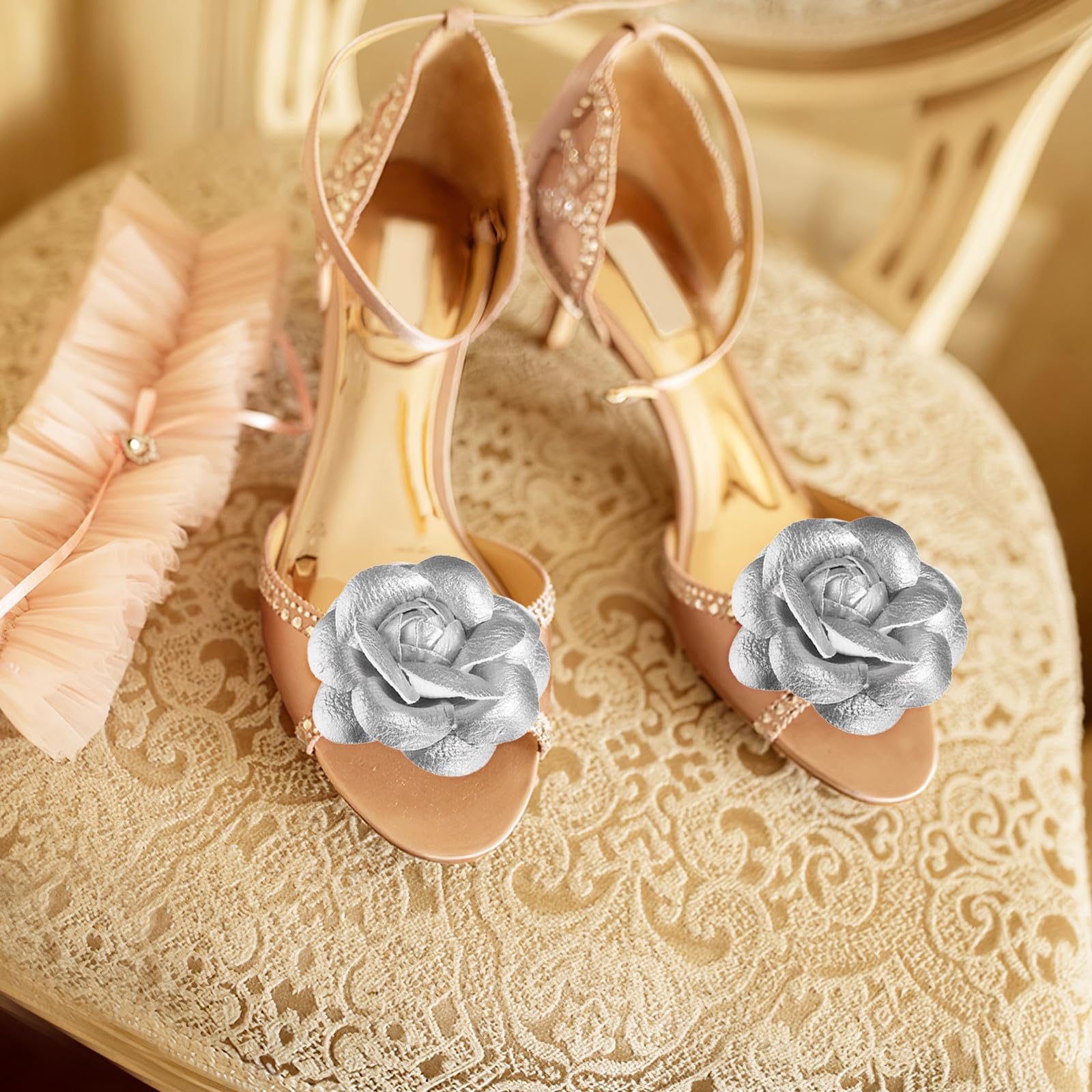 VALICLUD 2PCS Silver Leather Rose Flower Shoe Clips with 6.5cm Duckbill Brooch Pins Satin Fabric Shoe Jewelry Clips for Heels and Flats Removable Floral Footwear Charms — view 4