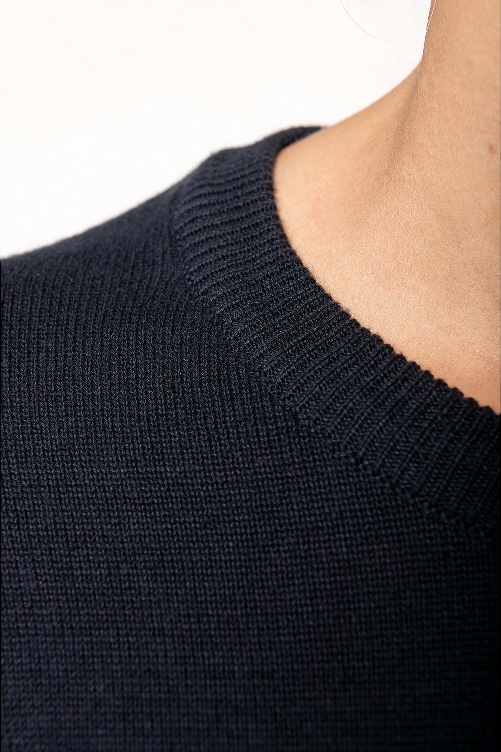 Pull Marin personnalisé avec Un prénom, Un Texte, Coupe Homme Style Mariniere en Coton, Maille tricotée, Coupe Moderne pour Un Look Chic et décontracté. du S au 3XL