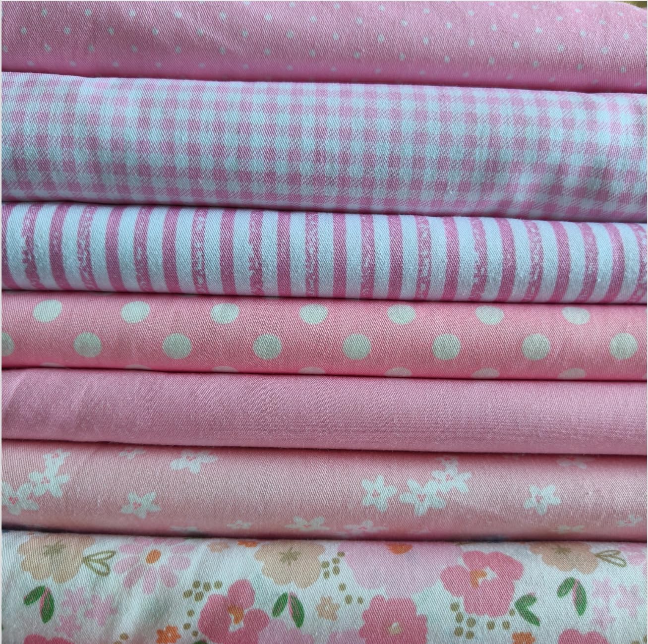 Cotton Fabric DIY Making Supplies Quilting Patchwork Fabric Fat Quarter Bundles DIY for Quilting Cotton Patchwork Cushions (Mix Pink Flowers, 9.8" x 9.8")