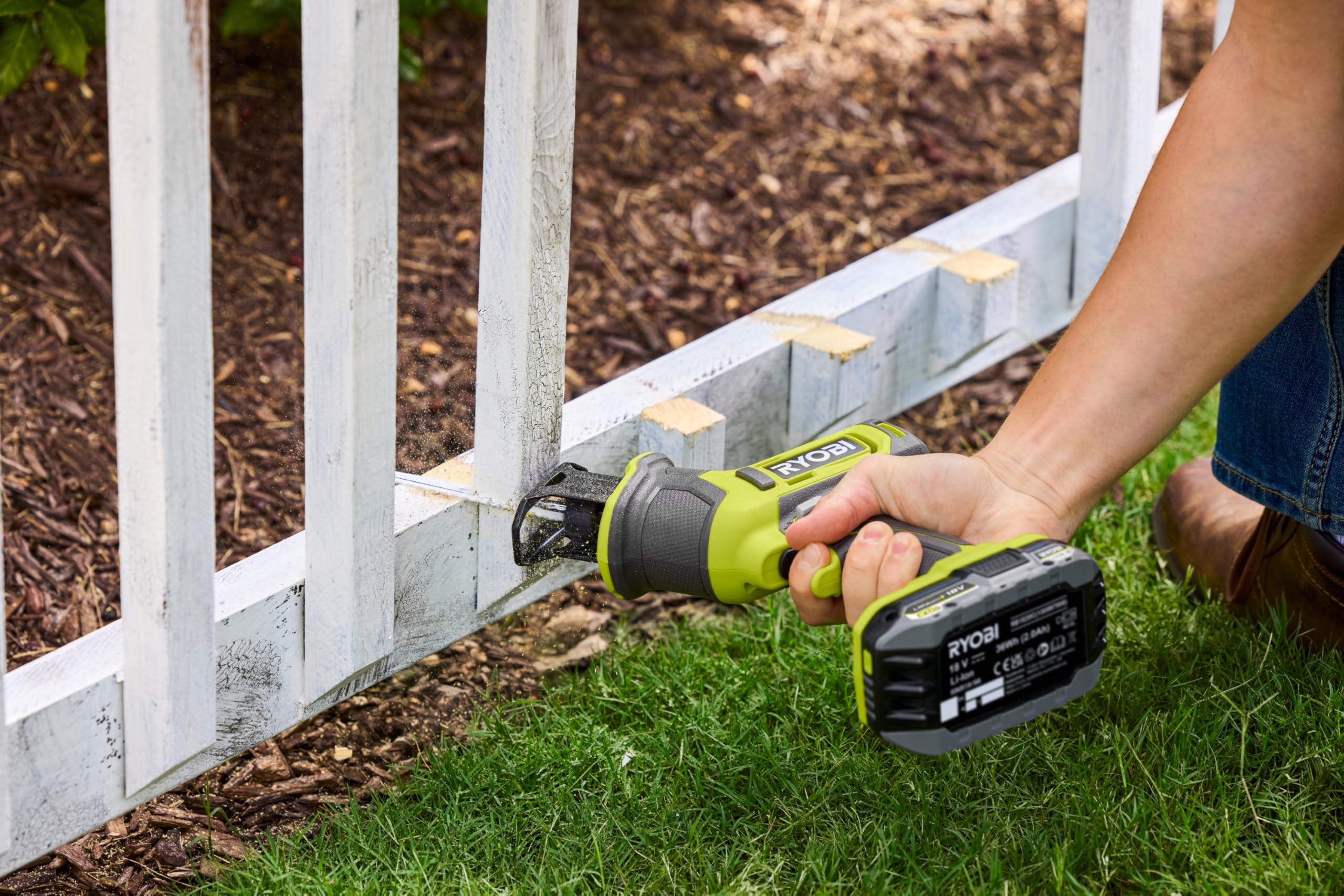 Ryobi Sega a Gattuccio Compatta a Batteria 18V ONE+, Utilizzo One-Handed, Corsa Lama 16 mm, 3000 corse/min, Senza Batteria e Caricatore, R18RSC-0
