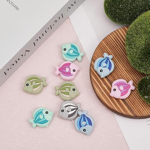 Miniatura 4 de CHGCRAFT 10 cuentas de silicona en forma de pez de 5 colores para bricolaje, collares, pulseras, llaveros para hacer manualidades hechas a mano,