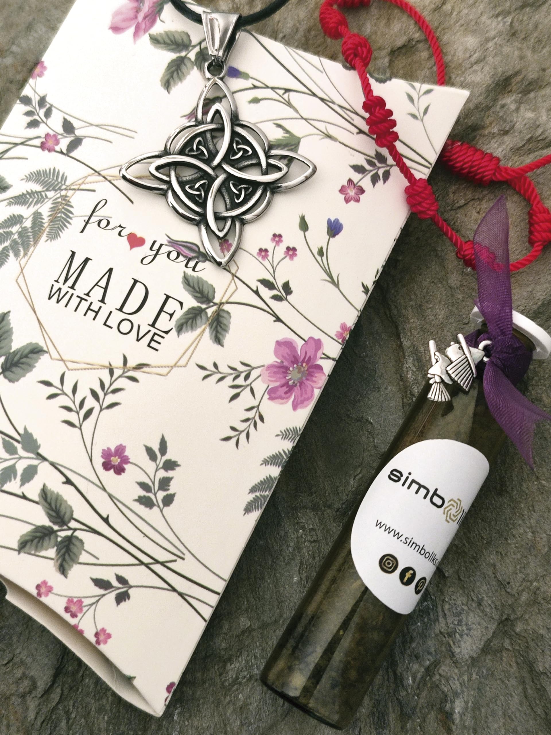 SIMBOLIKS Collar Nudo de Bruja, Sal negra, poderoso amuleto para repeler hechizos Amuleto de Protección brujería, Nudo Celta Triqueta Trinidad Joyería para Mujeres Amuleto de la Suerte y Protección