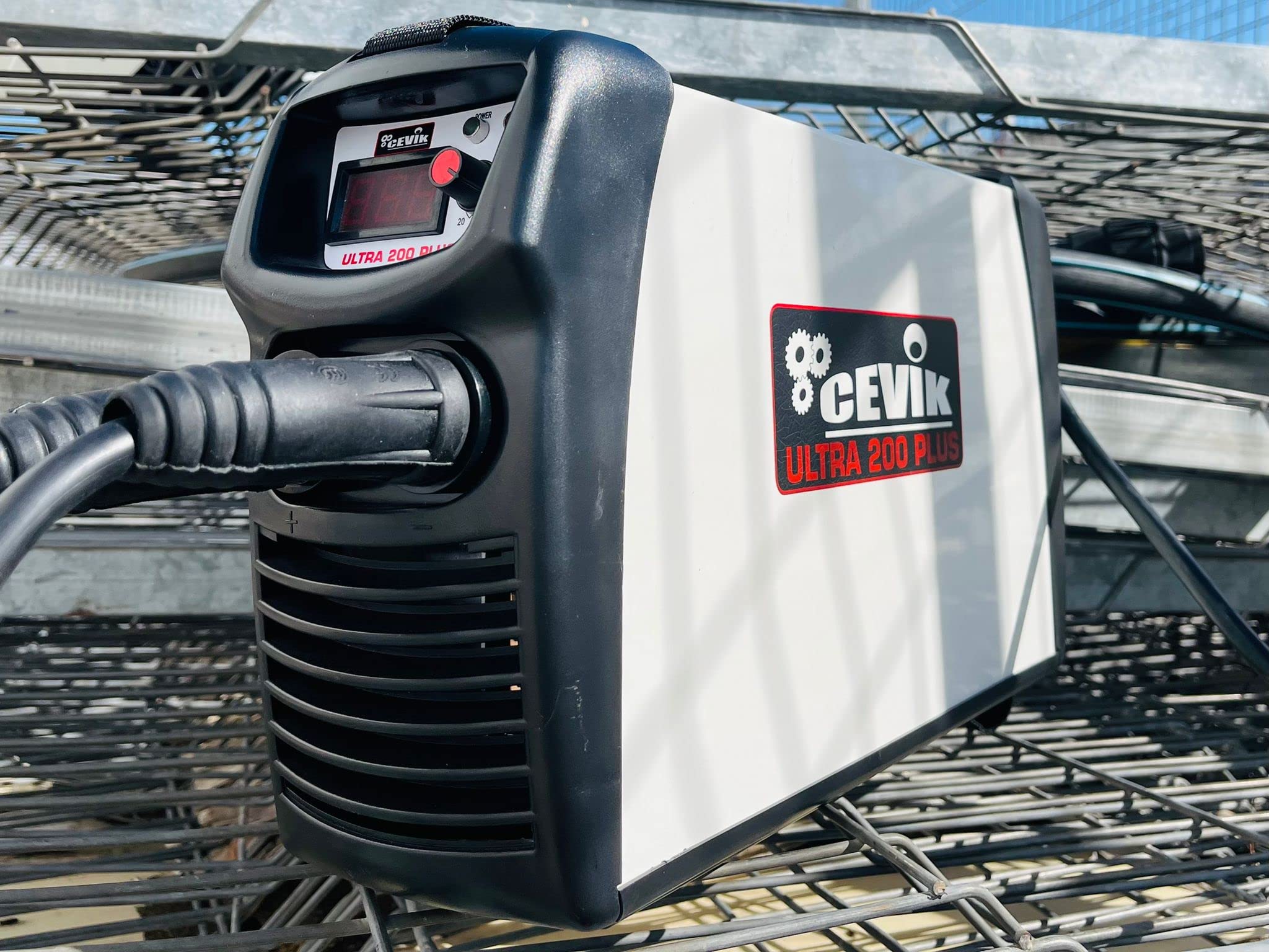CEVIK PRO - Soldador Inverter CE-ULTRA200PLUS - 200A Potencia - Ajuste de Intensidad - Compacto - Para Diversos Materiales - Kit con Pantalla Electrónica