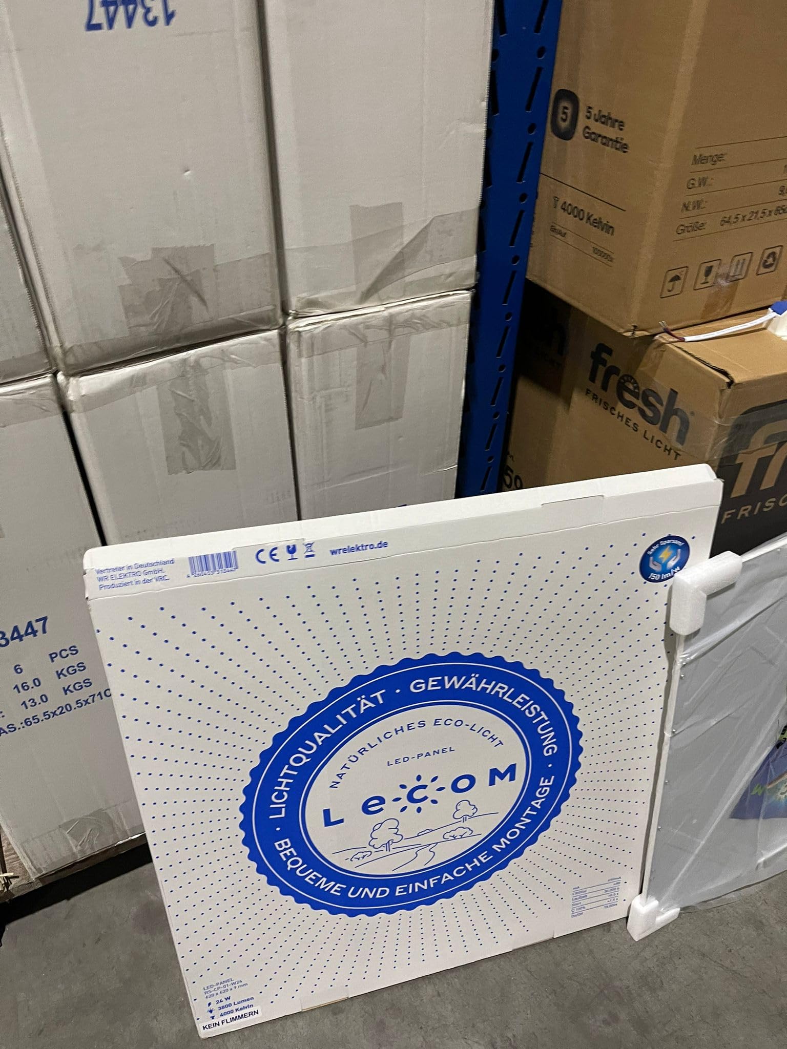 LECOM LED Panel 62x62 Neutralweiß 24W 4500lm Rasterdecke Büroleuchte Flach | Für professionelle Arbeitsbereiche. Energieeffiziente Alternative zu klassischen Rasterleuchten in Büro, Klassenraum, Praxis.