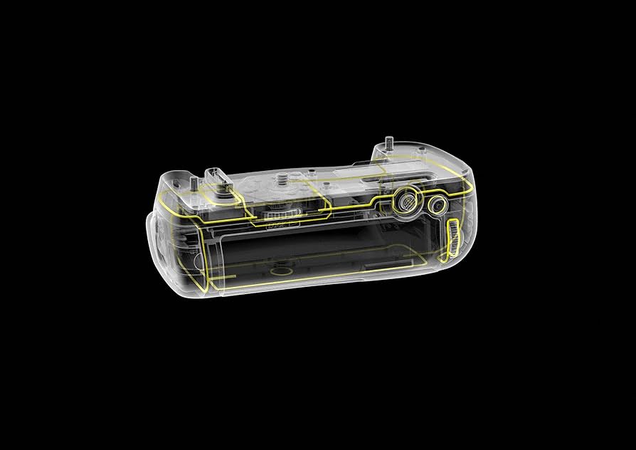 Nikon - MB-D17 マルチパワーバッテリーパック Amazon | Nikon マルチパワーバッテリーパック MB-D17 | カメラ