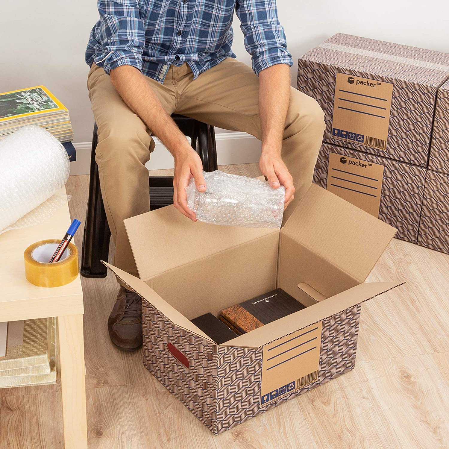 packer PRO Pack Mudanza con 5 Cajas Carton Mudanza 60x40x40cm, 10 Cajas Carton Mudanza 43x30x25cm, Cinta Adhesiva, Rollo de Burbujas para Embalaje, Rotulador Permanente