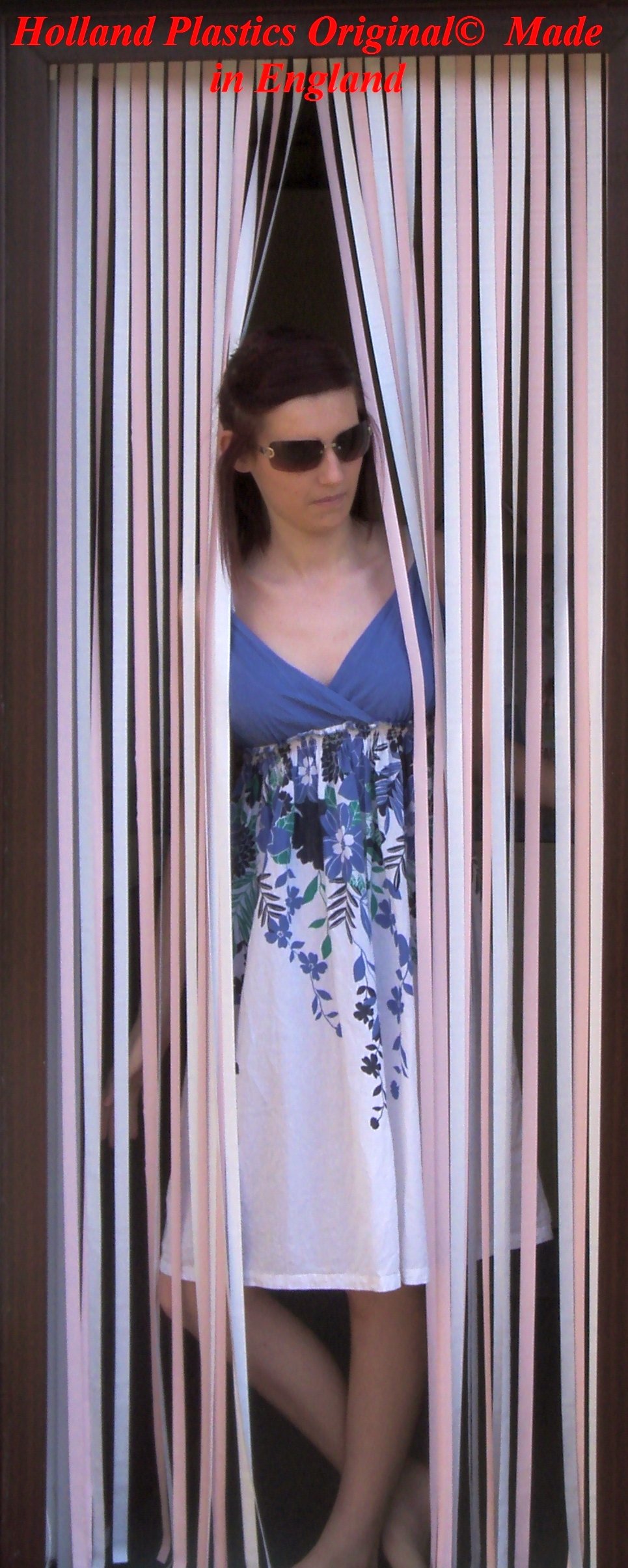 Holland Plastics Pastel Pink & White Heavy Duty Bug Blind,Strip Blind-80Cm (Standard Uk Door Size) Complete With Hooks For Plastic Frames (Select Colours From Drop Down Menu) (Pastel Pink & White)