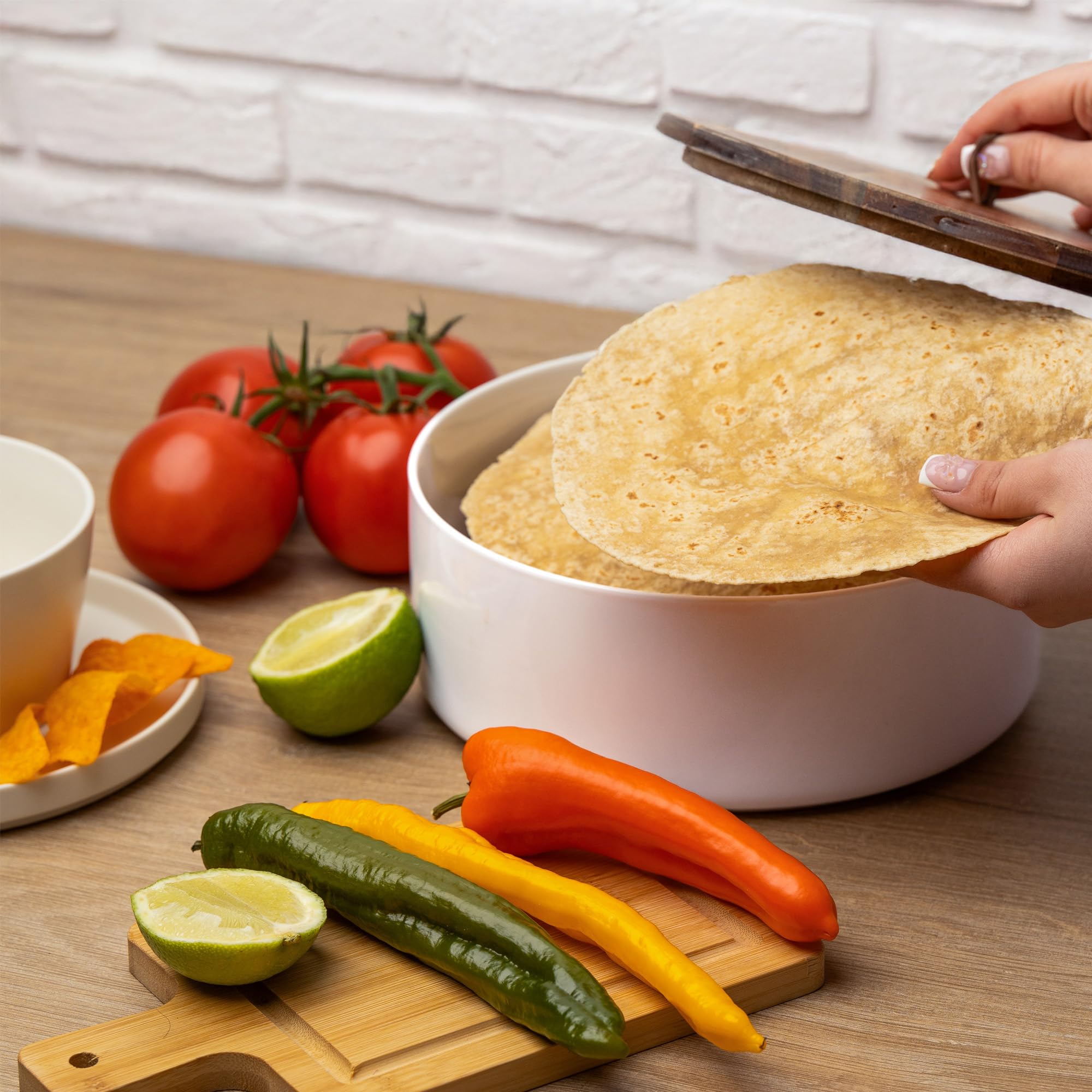 Tortillada - Réchauffeur de tortillas en céramique avec couvercle 23,5 cm, réchauffeur de pain, réchauffeur de crêpes, porte-tortillas avec couvercle - Passe au micro-ondes