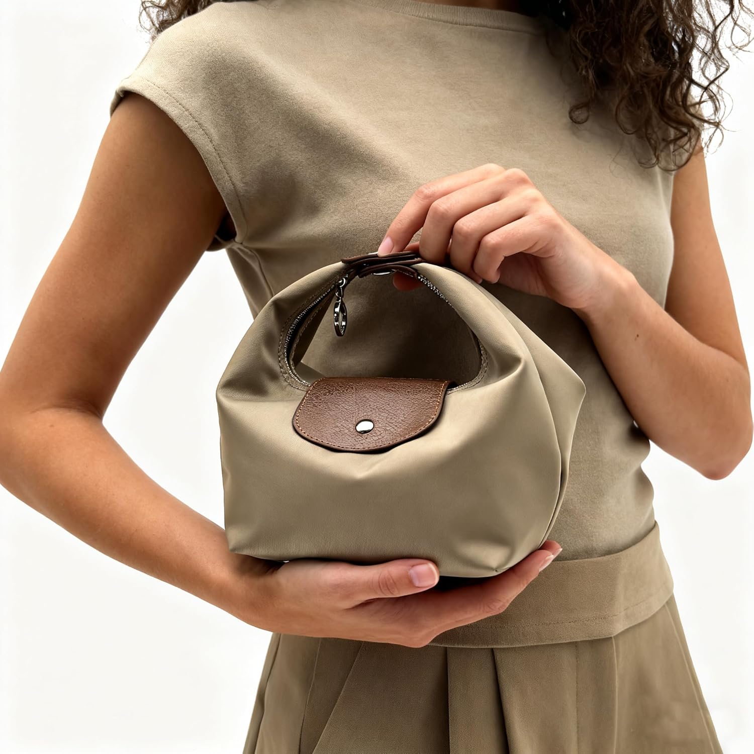 Convertible Mini Lunch Box Shaped Purse Women Small Underarm Bag with 2 Straps, Zipper Closure Minimalist Dumpling Design