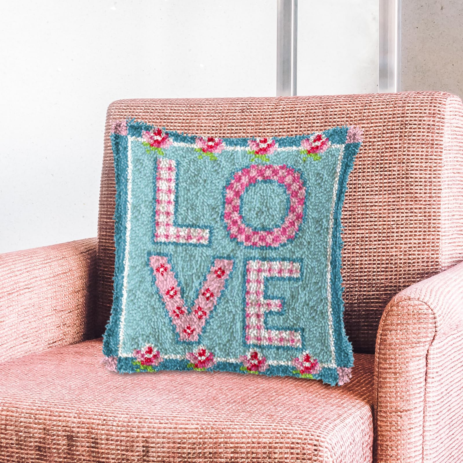 Kit DIY Coussin à Loquet Motif Amour 43x43 Cm - Fil Acrylique, Outil Inclus - Pour Débutants, Décoration Maison Ou Voiture, Cadeau Fait Main