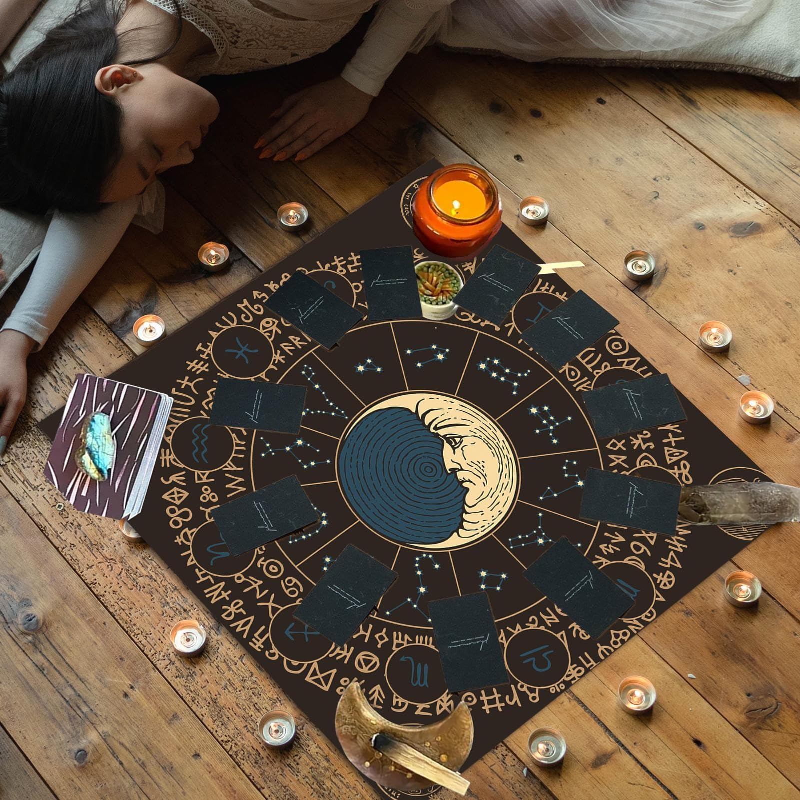 Mantel De Adivinación De Terciopelo Melocotón – Tapete De 49x49 Cm Para Lectura De Tarot – Líneas Claras Y Diseño Místico – Ideal Para Sesiones En Grupo