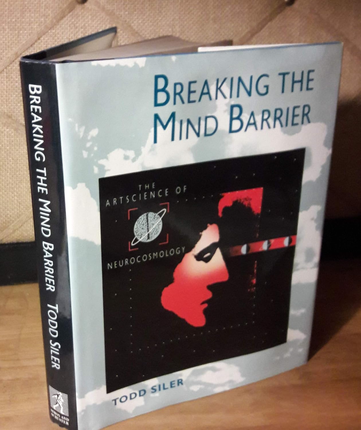 Breaking the Mind Barrier: Artscience of Neurocosmology