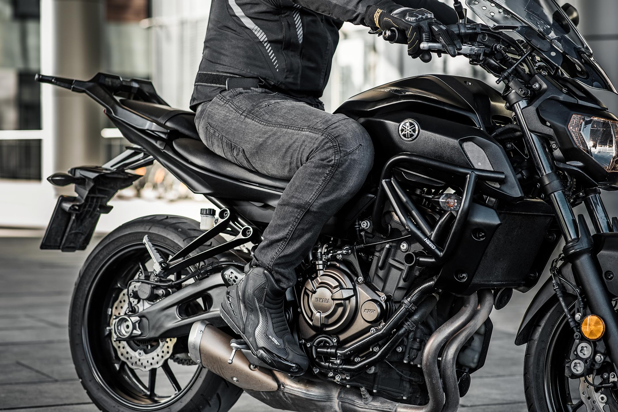 SHIMA SX-6 Men, Motorradsteifel Herren | Verstärkte Leder Motorradschuhe mit Seitlichem Reißverschluss, Knöchelstütze, Anti Rutsch Sohle, Schaltgriff (Schwarz, 43)