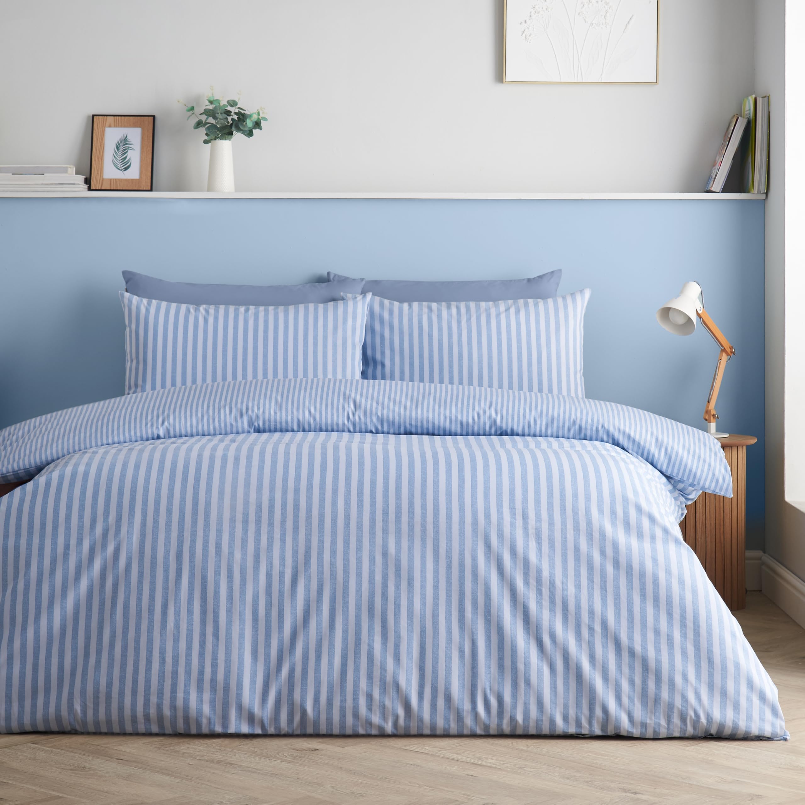 Catherine Lansfield Epping Textured Stripe Reversible Single Duvet Cover Set with Pillowcase Blue