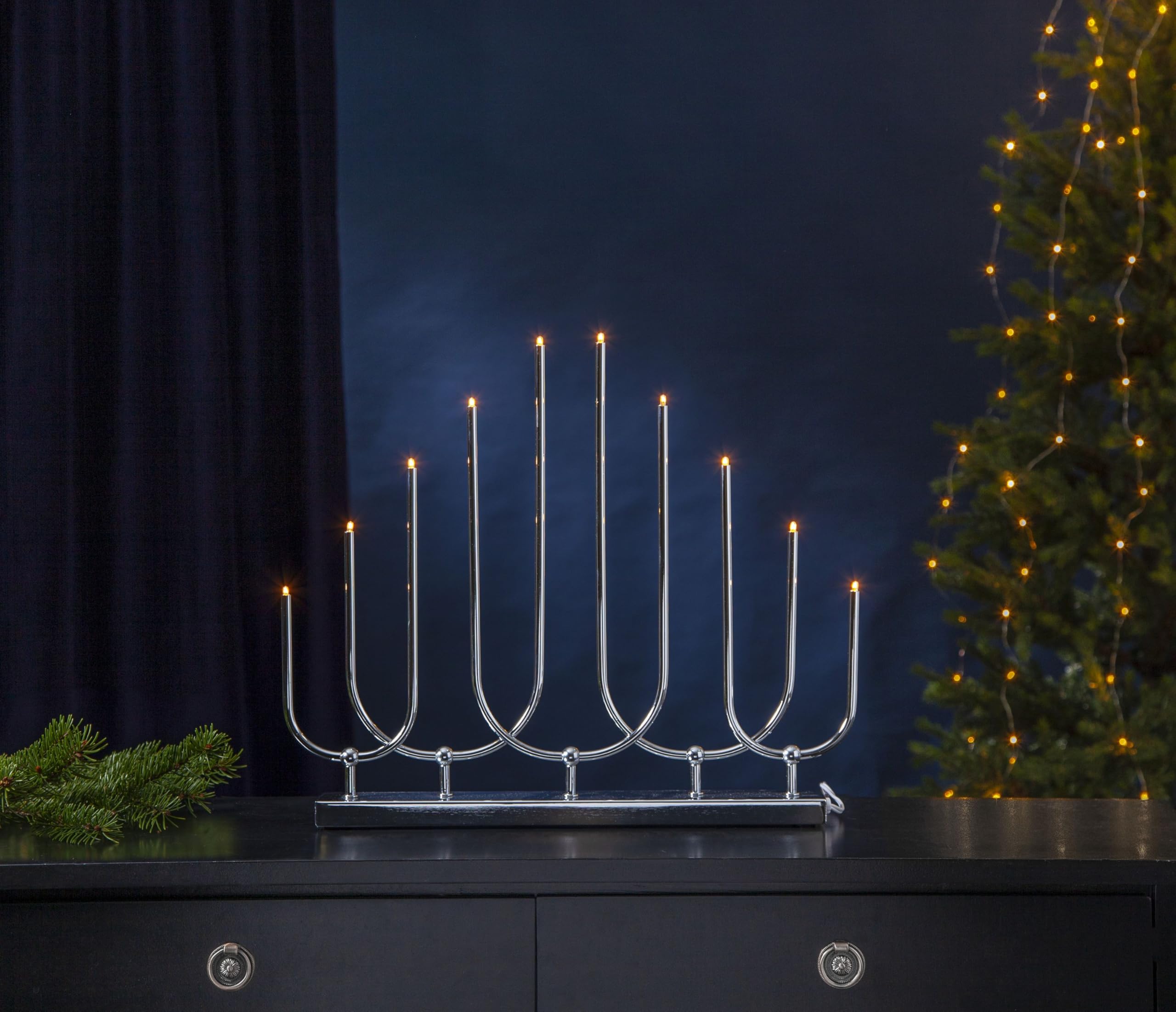 Fensterleuchter Novum von Star Trading, Kerzenständer mit 10 Glühbirnen E5 warmweiß, Weihnachtsdeko aus Metall in Chrom, Kabelschalter, Länge: 46 cm