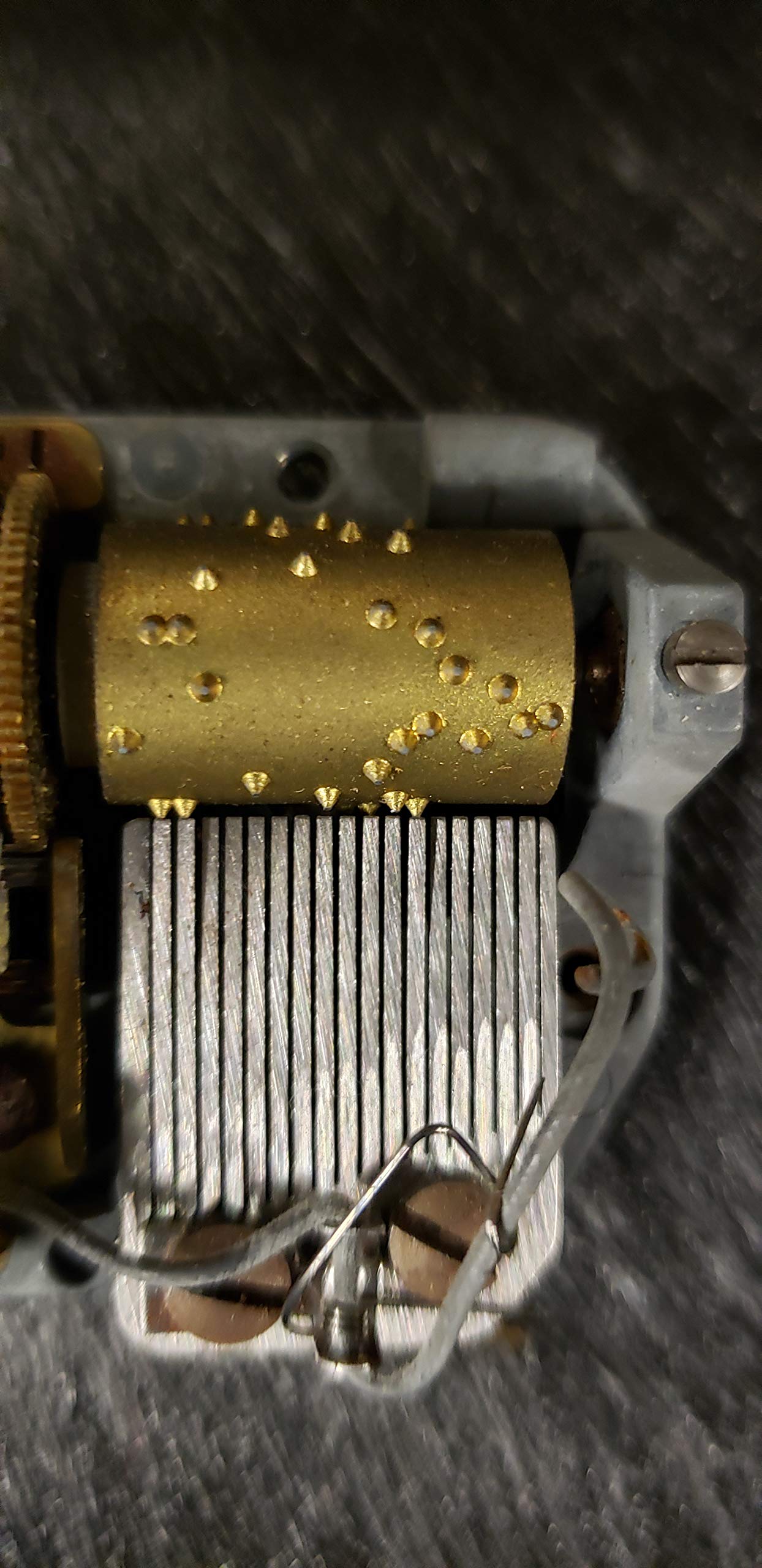 Reuge Music 手巻き音楽ボックス 221s 2237 Reuge Music 手巻き音楽