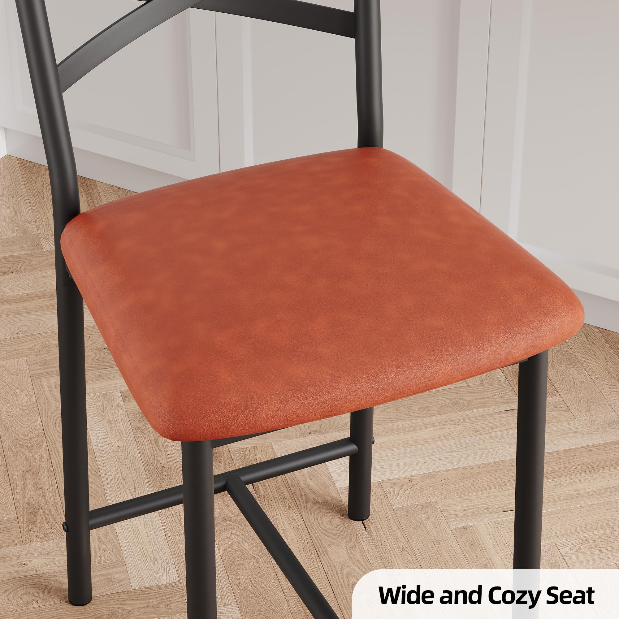 IdealHouse Dossier croisé stylé – Tabourets de Bar rembourrés – Assise en PU, Structure métal avec Repose-Pieds, Confort Moderne – pour îlot ou Salle à Manger – Marron, 22 Pouces, Lot de 4